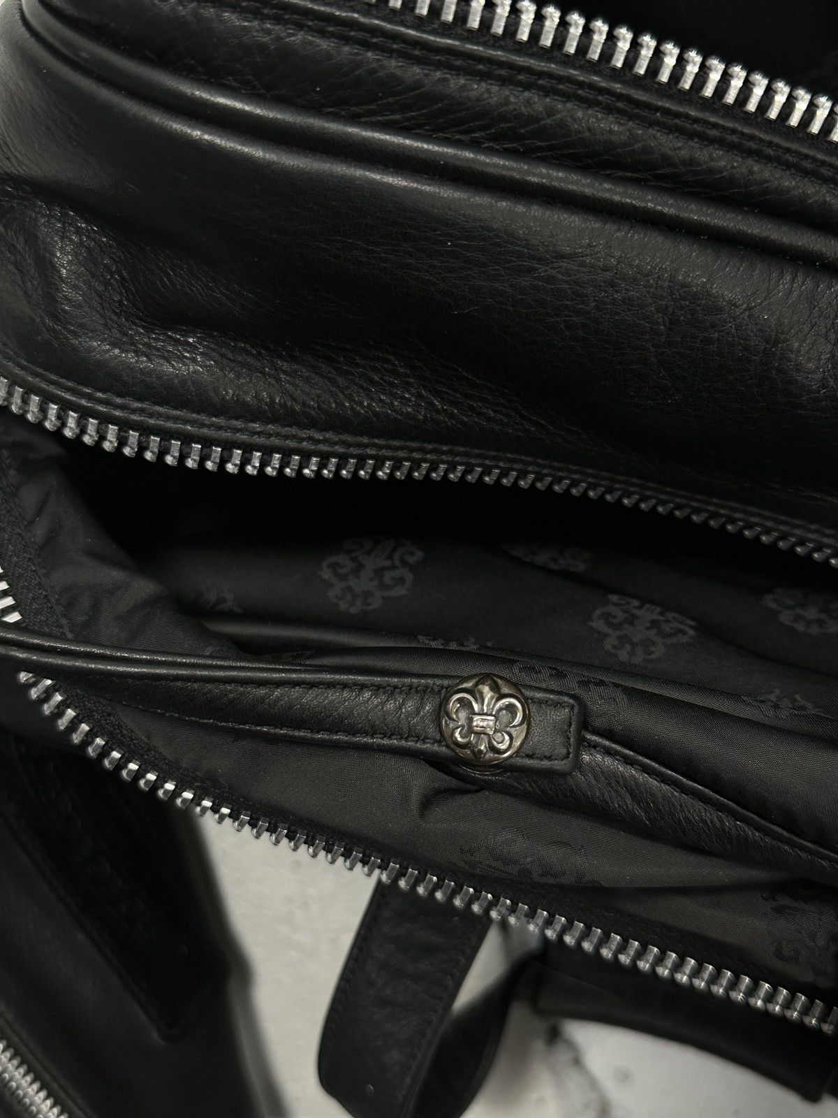 Chrome Hearts Chrome Hearts Fleur Silver Leather Patch Diaper Duffle Bag Size ONE SIZE - 19 Thumbnail