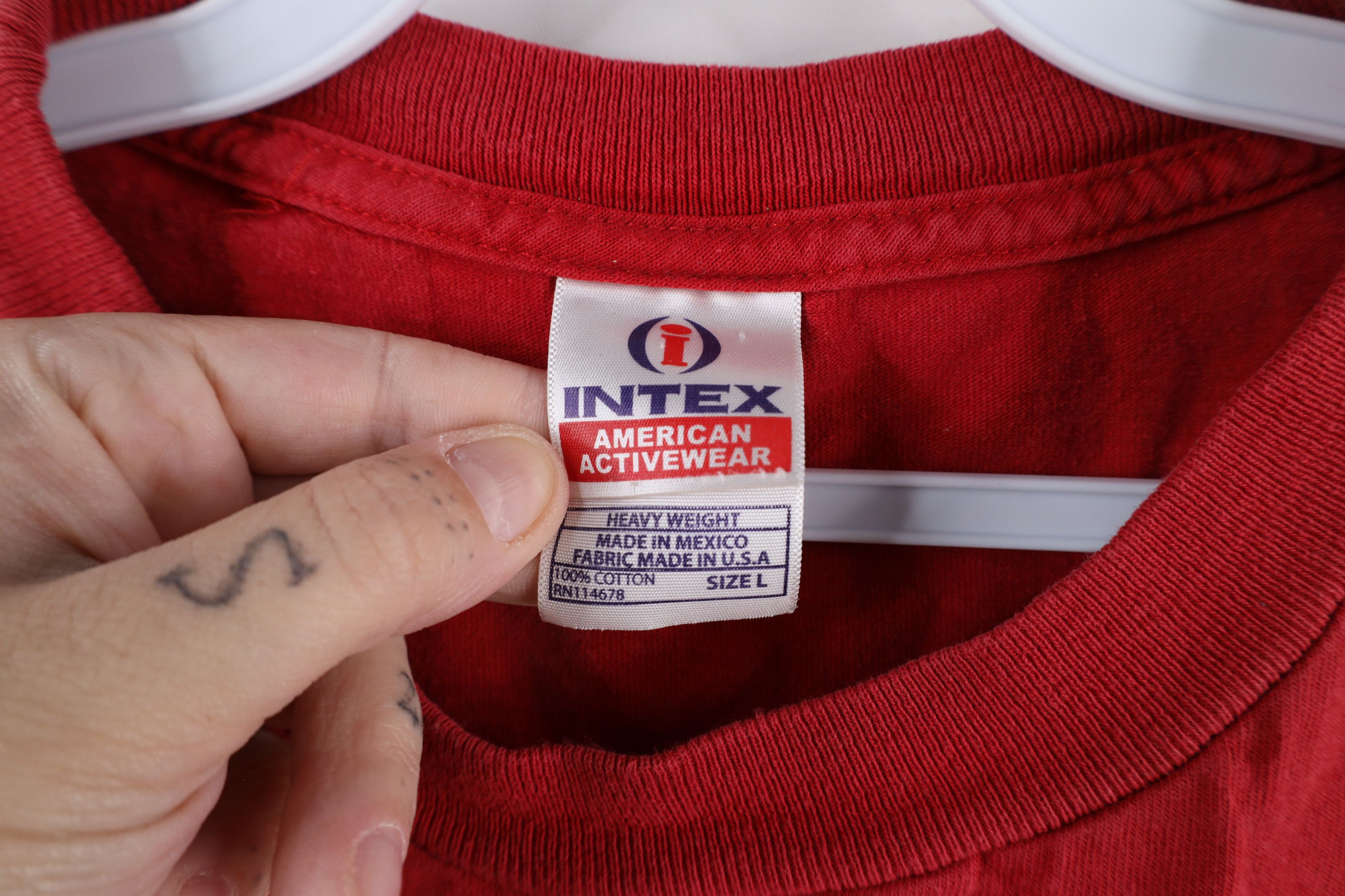 Vintage Vintage 90s Streetwear Spell Out Homer Alaska T-Shirt Red Size US L / EU 52-54 / 3 - 7 Thumbnail
