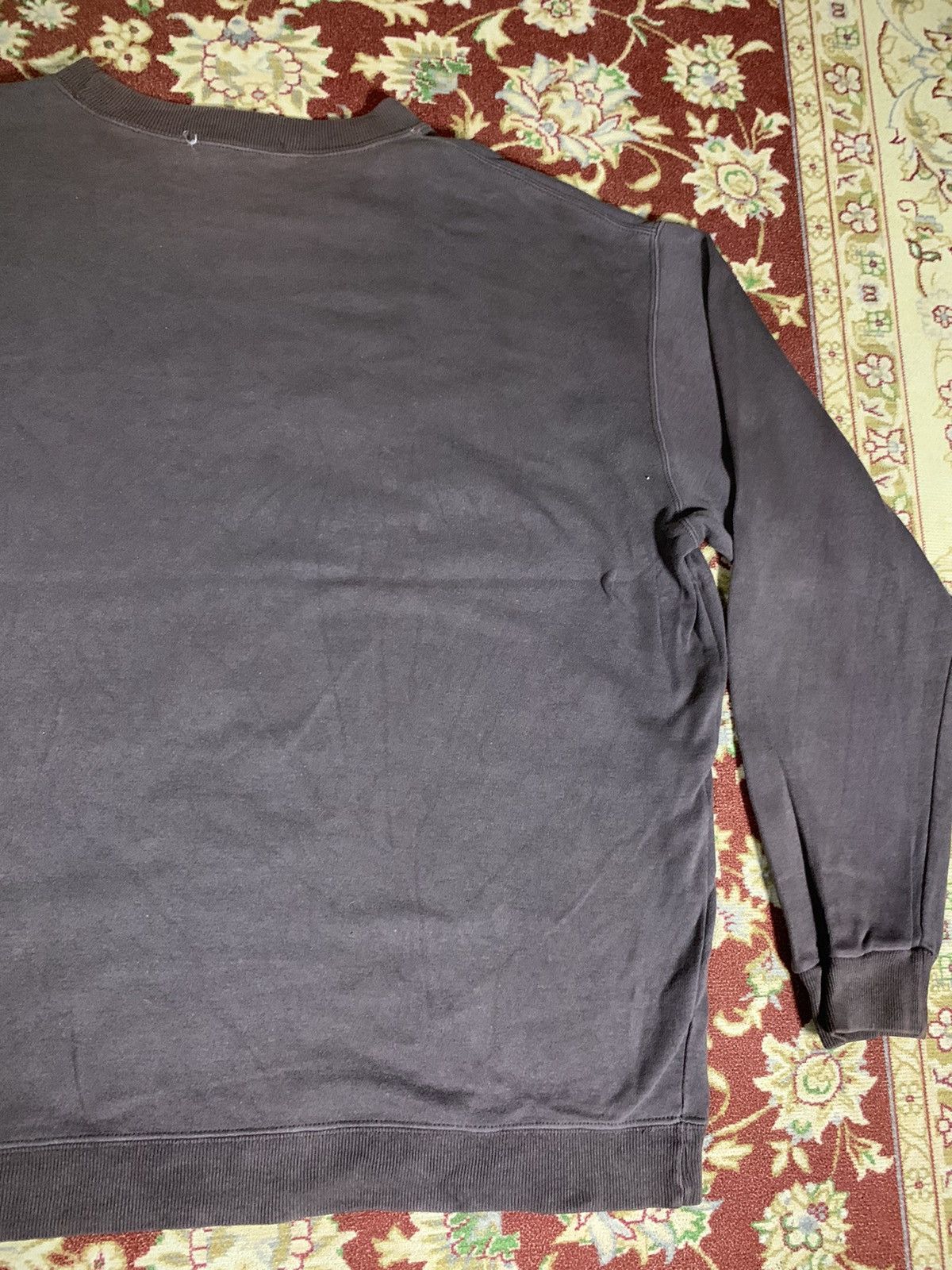 Salvatore Ferragamo × Vintage 90s SALVATORE FERRAGAMO EMBROIDERED LOGO SWEATSHIRT FADED Size US M / EU 48-50 / 2 - 14 Thumbnail