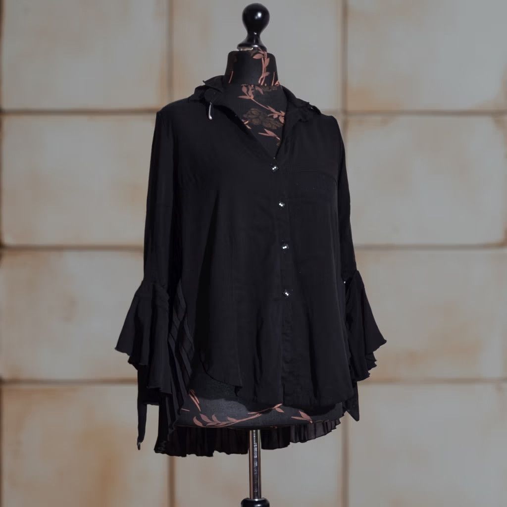 Vintage Elisa Cavaletti BLU Women’s Black Long Sleeve Blouse Shirt UK8 D34 IT40 Shirt Adult XS? (note: original title lacks size label mapping) Size M / US 6-8 / IT 42-44 - 1 Thumbnail