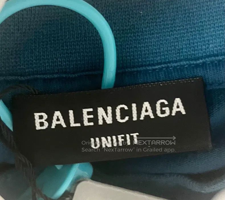 Balenciaga Balenciaga Vintage Letter Round Neck Long Sleeve T-Shirt Size US L / EU 52-54 / 3 - 3 Thumbnail