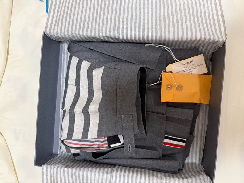 Thom Browne Thom browne Pleated skirt gray 2504-Nextarrow Size 25" / US 0 / IT 36 - 5 Thumbnail