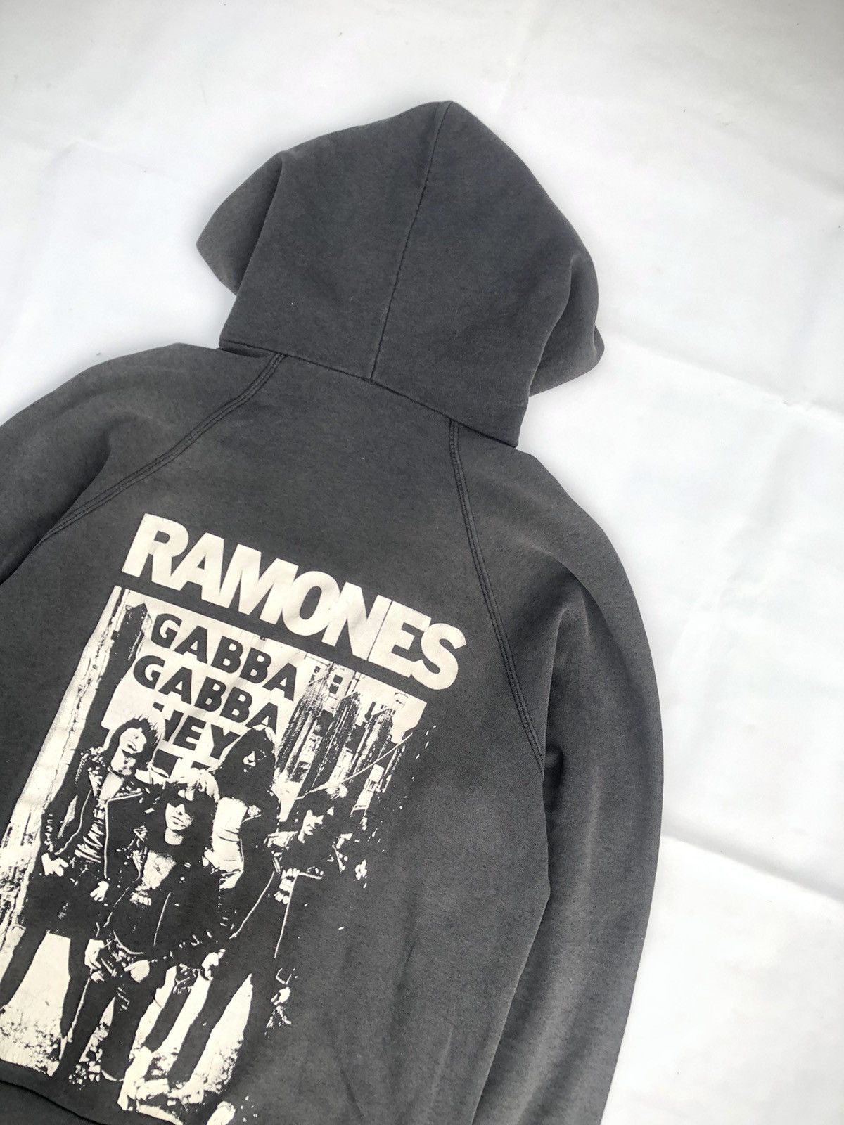 Japanese Brand × Vintage Vintage Rare Ramones Sun Faded Hoodie Gabba Gabba Hey Size US M / EU 48-50 / 2 - 3 Thumbnail