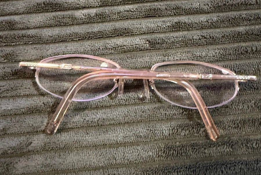 Gucci Gucci clear frame glasses. Size ONE SIZE - 2 Thumbnail