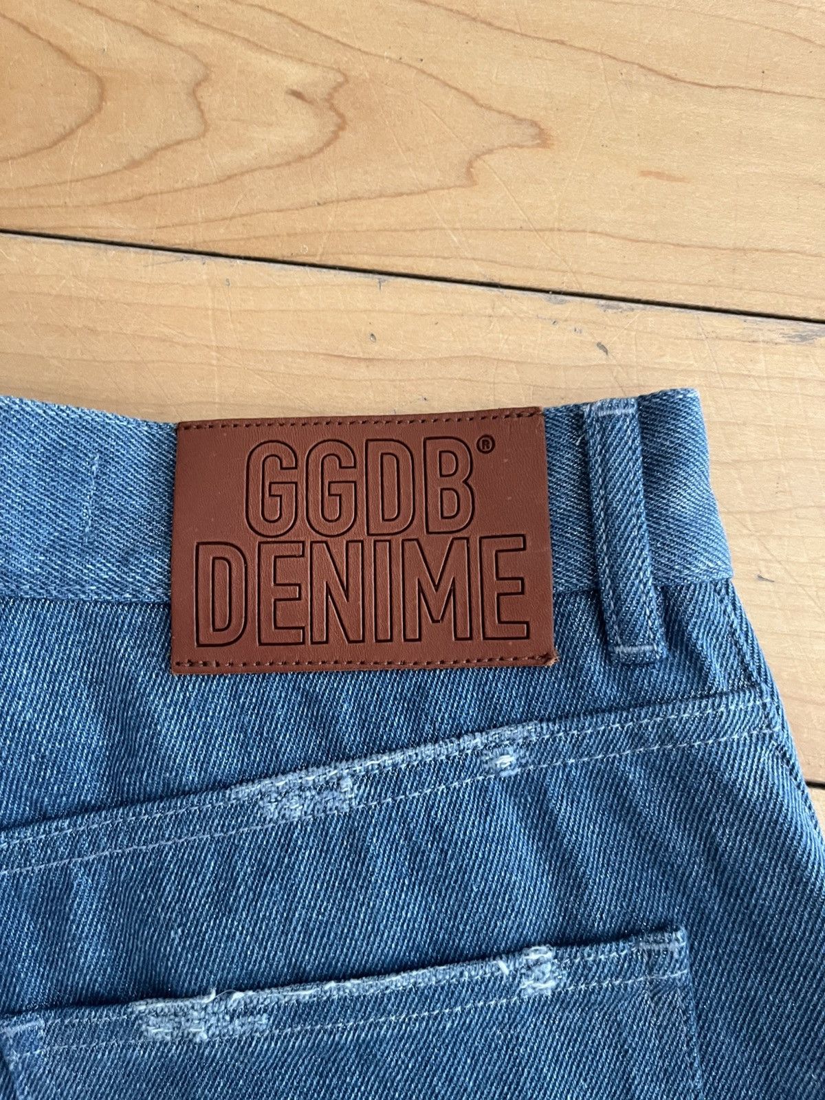 Golden Goose NWT - Golden Goose Handstitched Pearl Jeans Size 28" / US 6 / IT 42 - 7 Thumbnail