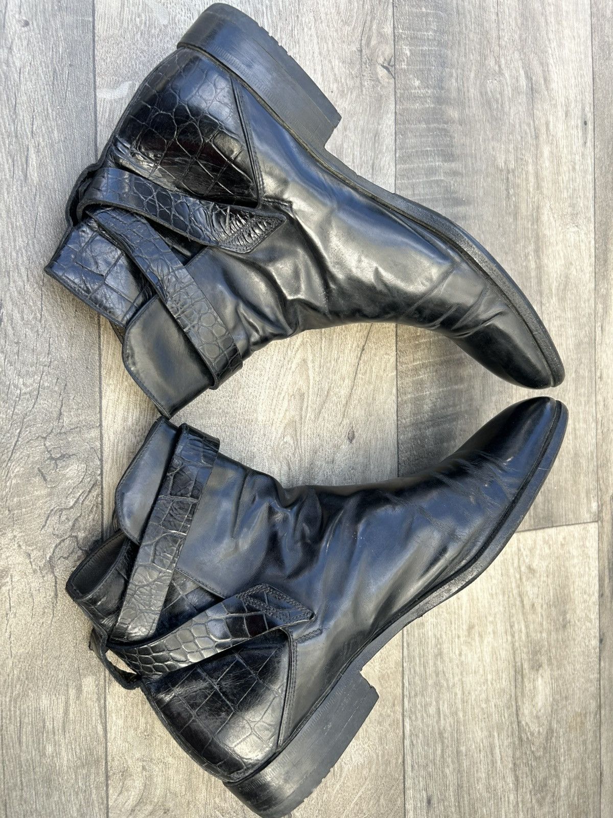 Versace Versace black leather ankle boots. Size US 8.5 / EU 41-42 - 8 Thumbnail