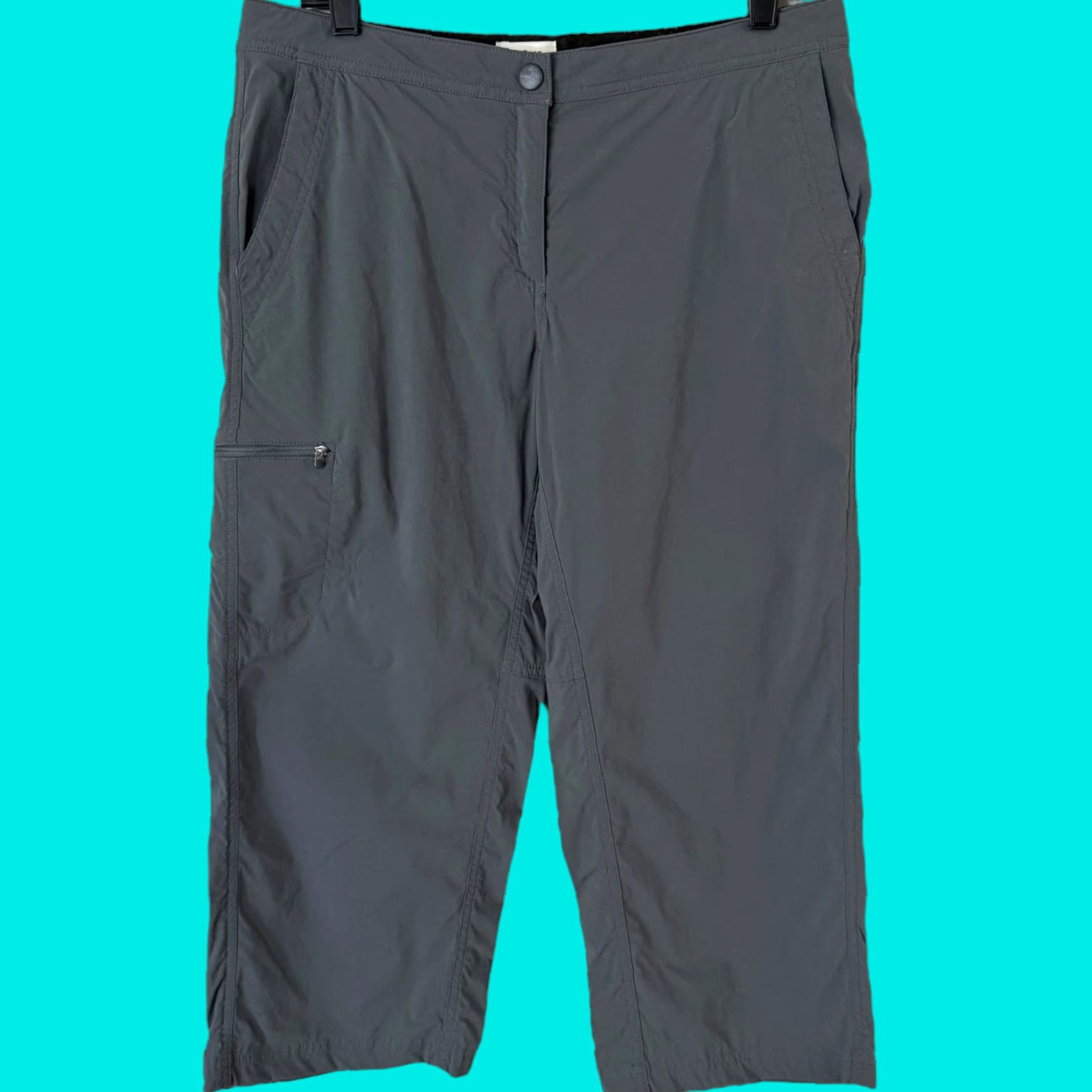 Vintage L.L. Bean Tropicwear Cargo Capri Pants Gray Women's 10 Hiking Trekking Outdoors Capri Pants Women Size 10 Gray Pockets Stretch Nylon Spandex Size 32" / US 10 / IT 46 - 1 Thumbnail