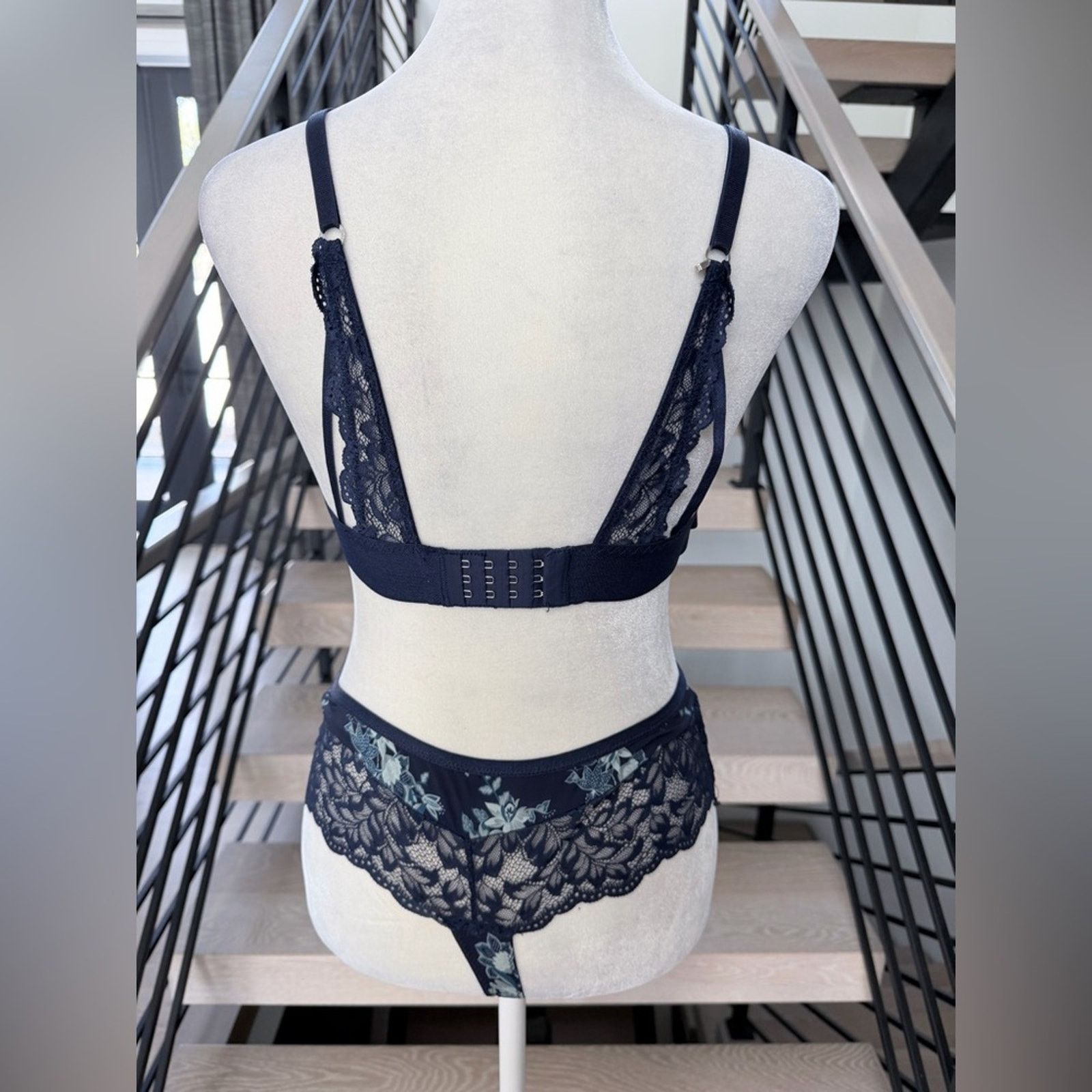 Other Boho Navy Floral Lace Bralette & Brief Set Intimates size S Size ONE SIZE - 2 Thumbnail