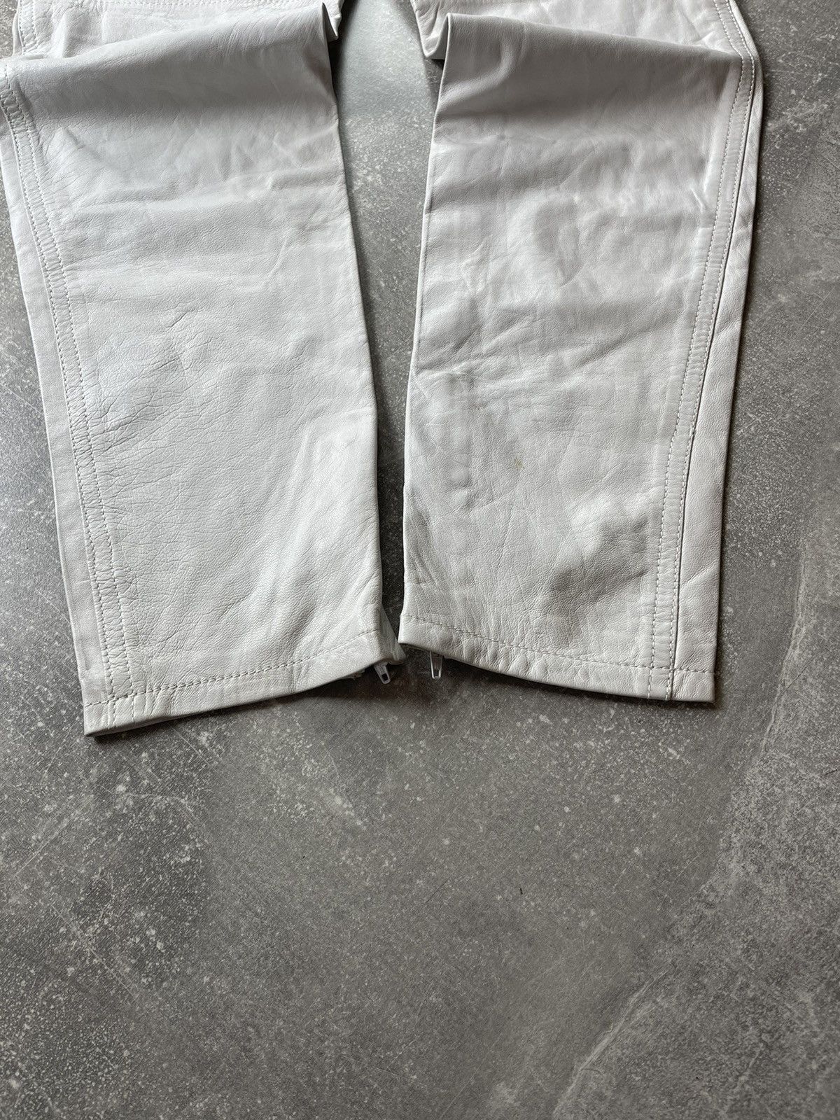 Versace Versus Gianni Versace Vintage 90s White Leather Pants Size 27" / US 4 / IT 40 - 11 Thumbnail