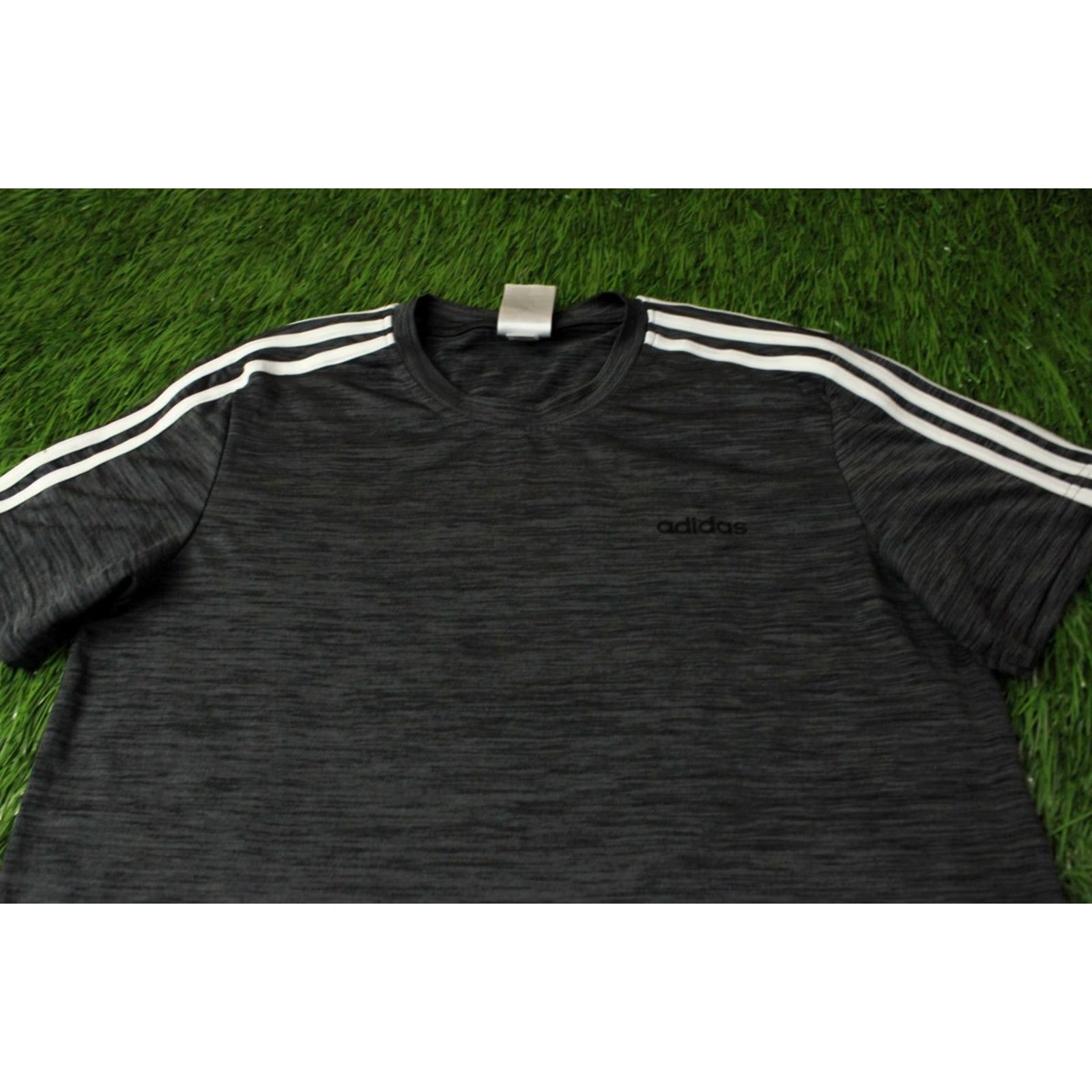 Adidas ADIDAS PERFORMANCE Shirt Men M Gray and White Football Jersey 2020 Predator CZ9740 Mens Size US M / EU 48-50 / 2 - 2 Thumbnail