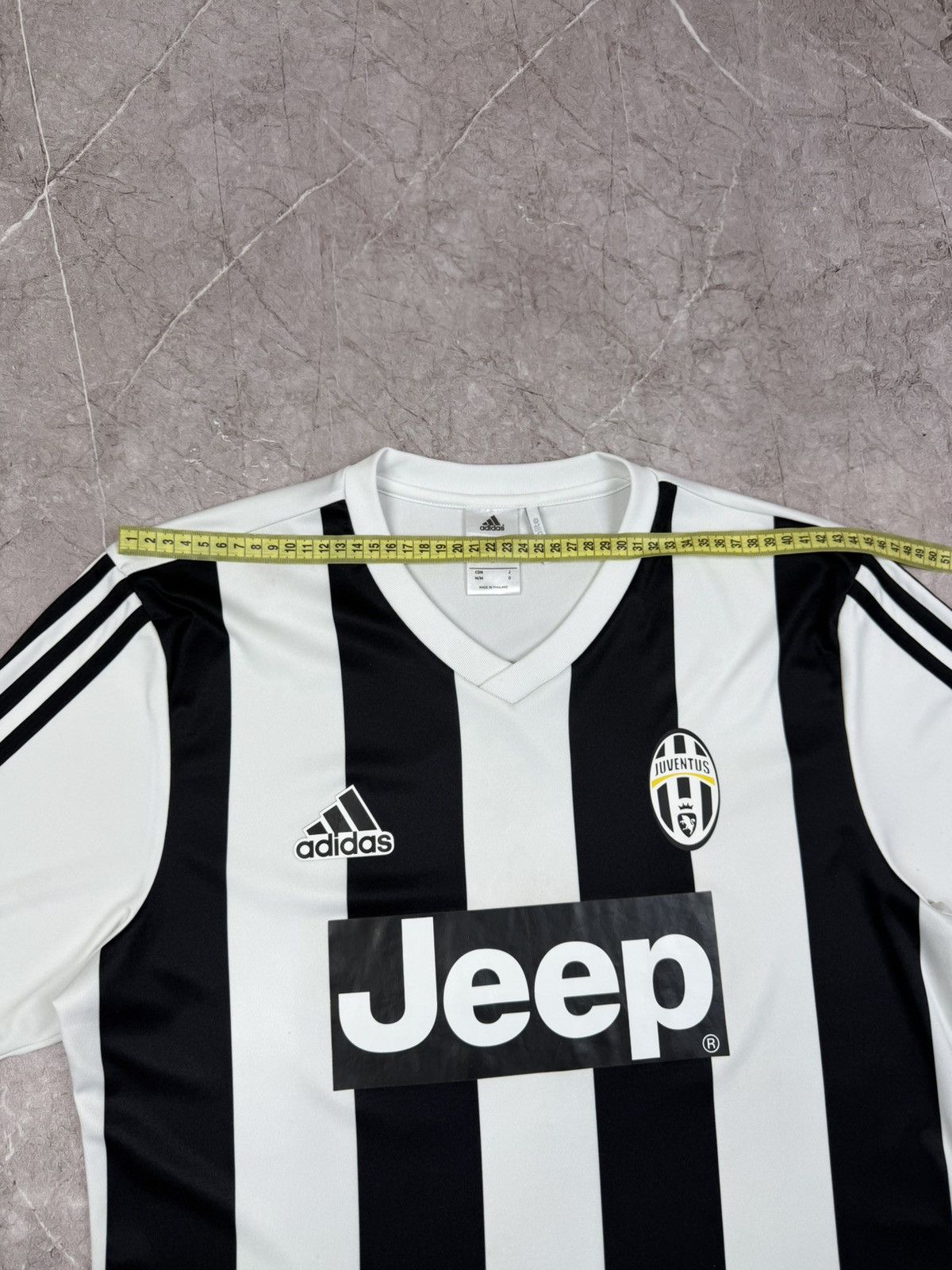 Adidas Adidas Juventus 2015-2016 Home Football Shirt Soccer Jersey Size US M / EU 48-50 / 2 - 18 Thumbnail