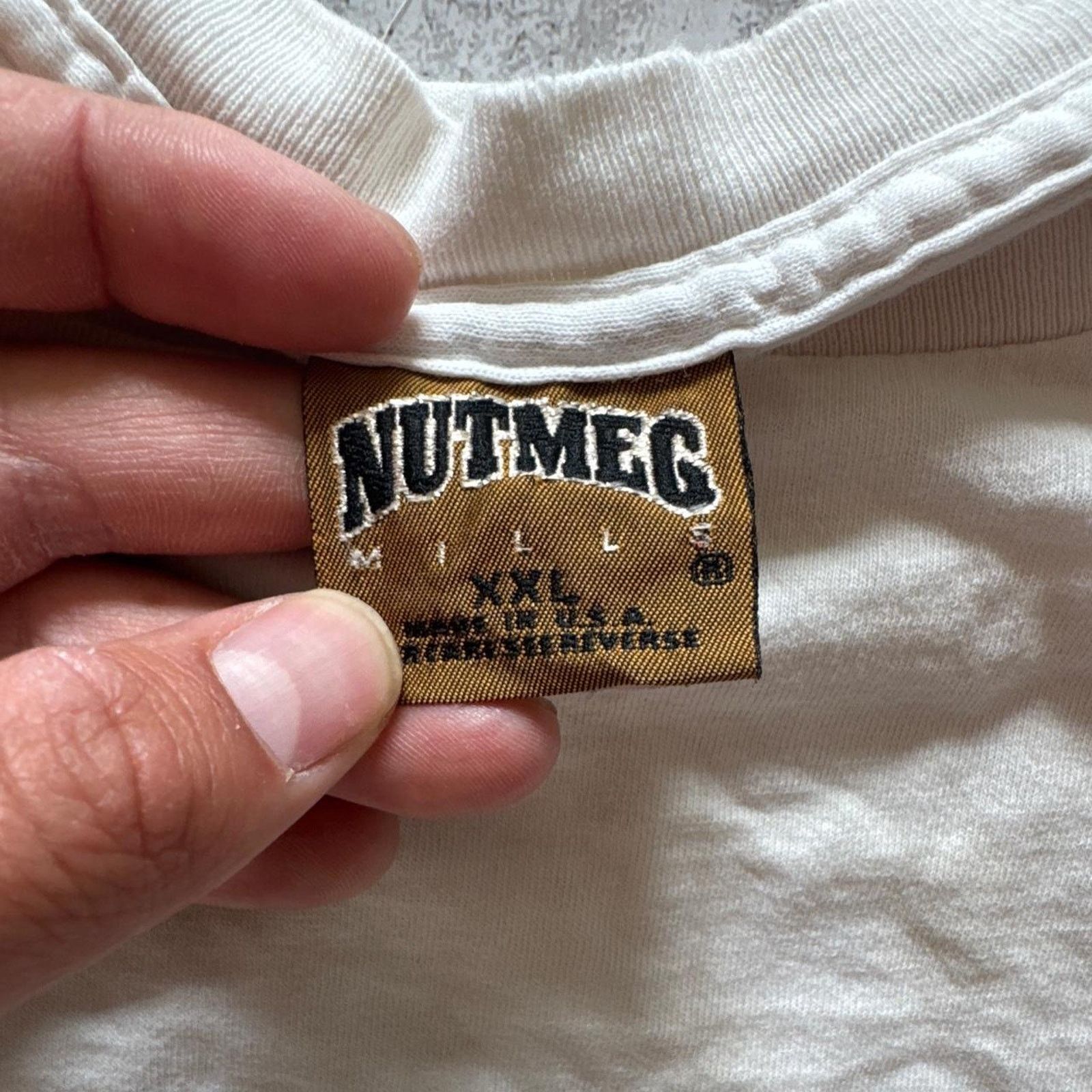 Nutmeg Vintage 90s Nutmeg “Use It or Lose It” T-Shirt – Size XXL Size US L / EU 52-54 / 3 - 4 Thumbnail
