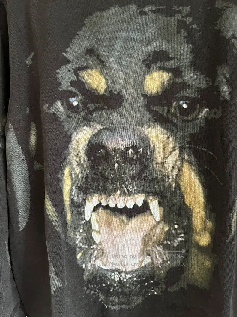 Givenchy Givenchy Fleece Hoodie Size S Purchased at Wanda City, Ver Size US XS / EU 42 / 0 - 2 Thumbnail