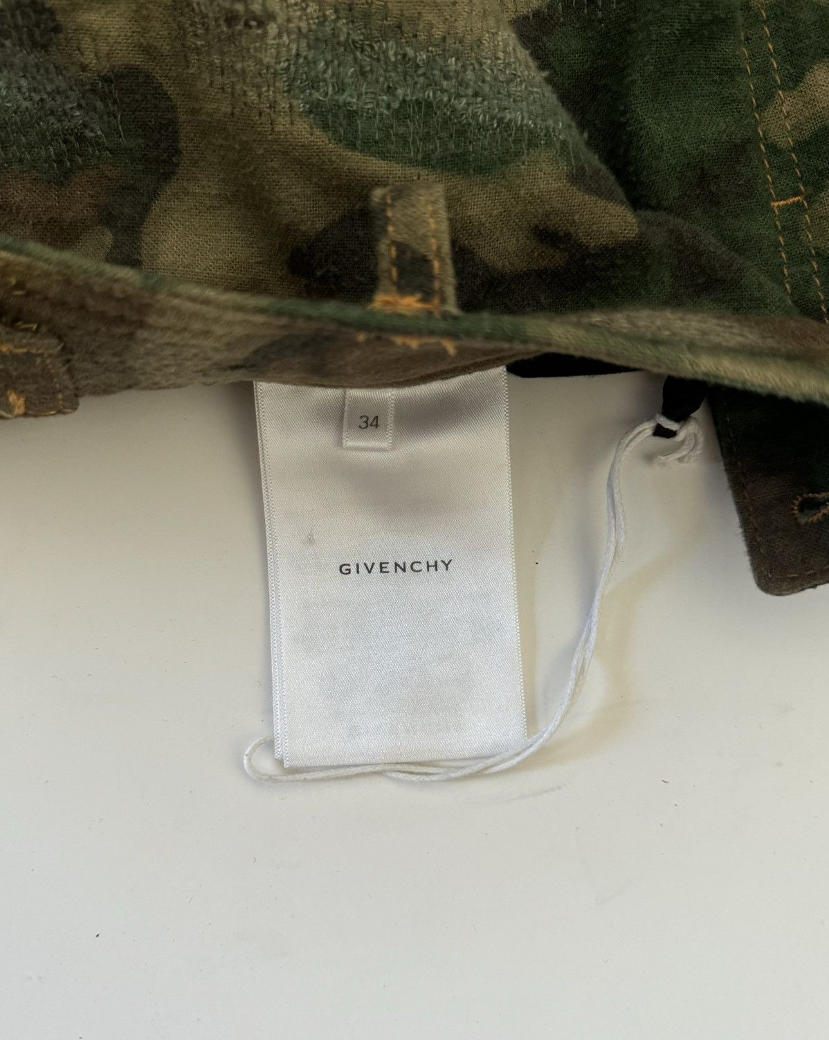 Givenchy Givenchy Distressed Camo Cargo Pants Size US 32 / EU 48 - 11 Thumbnail