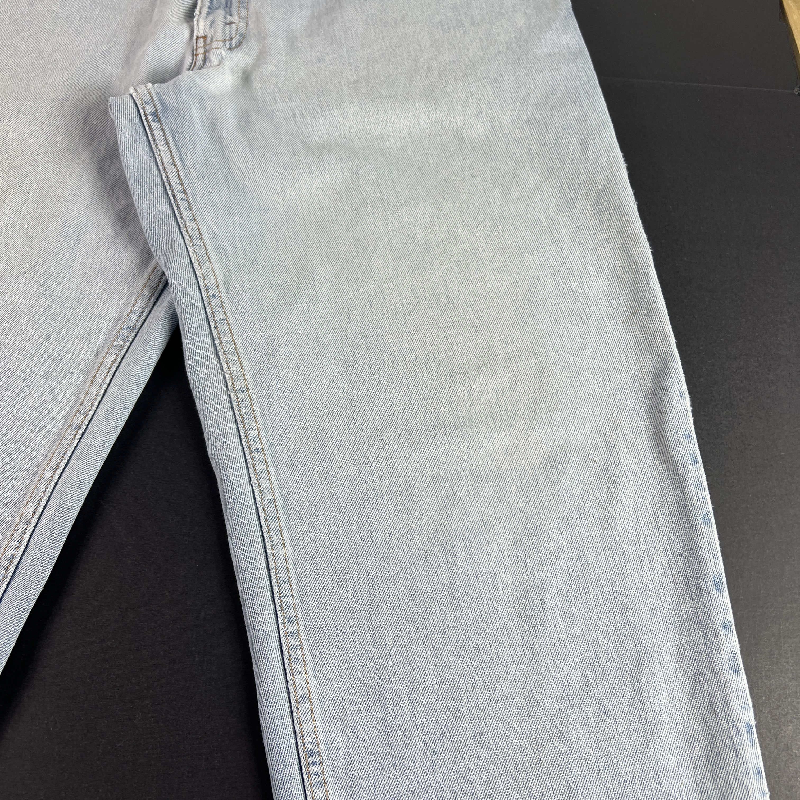Levi's Y2K Levi's Jeans 560 Loose Tapered Blue Faded Cotton Denim Size US 35 - 6 Thumbnail