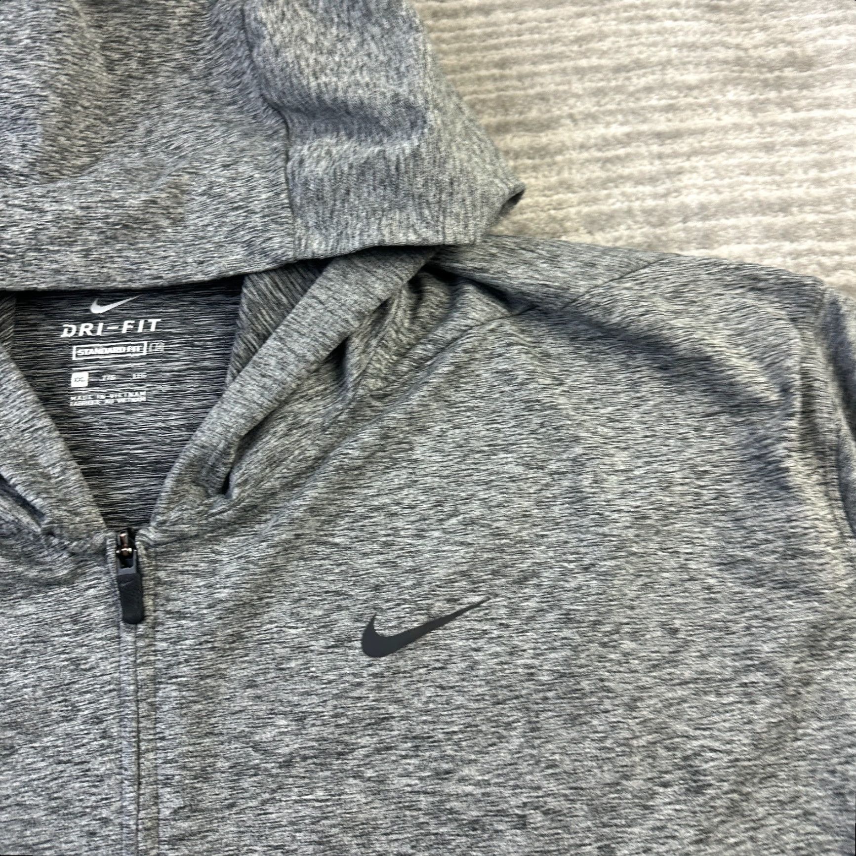 Nike Nike Jacket Mens 2XL Gray Full Zip Gym Training Performance Stretch Polo Collared Button-Down Embroidered Logo 2XL Mens Adidas? Wait no. Size US XXL / EU 58 / 5 - 4 Thumbnail