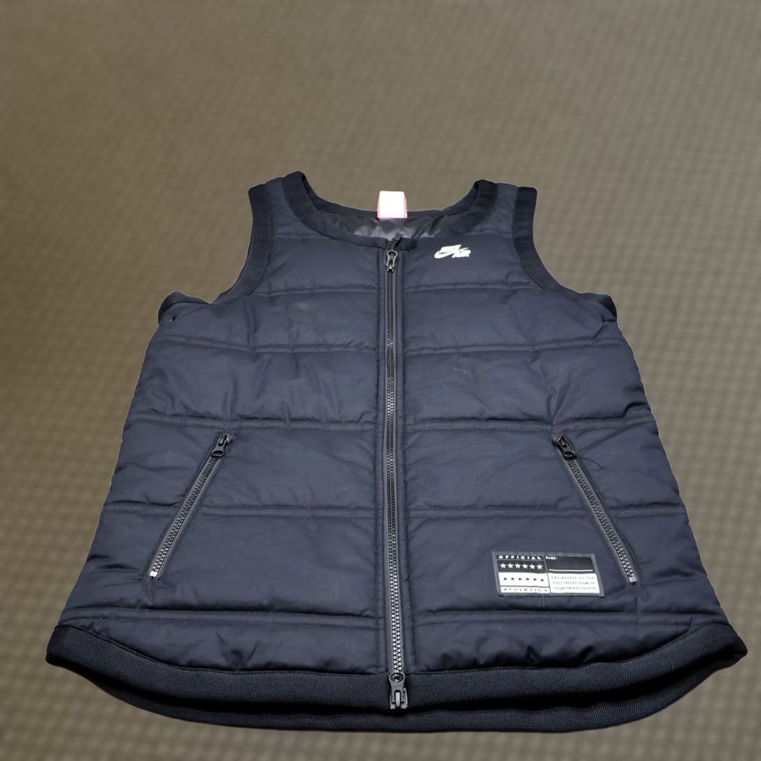 Nike Nike Vest Mens Small Black Lightweight Packable Full Zip Winter Quilted Puffer Size US S / EU 44-46 / 1 - 1 Thumbnail