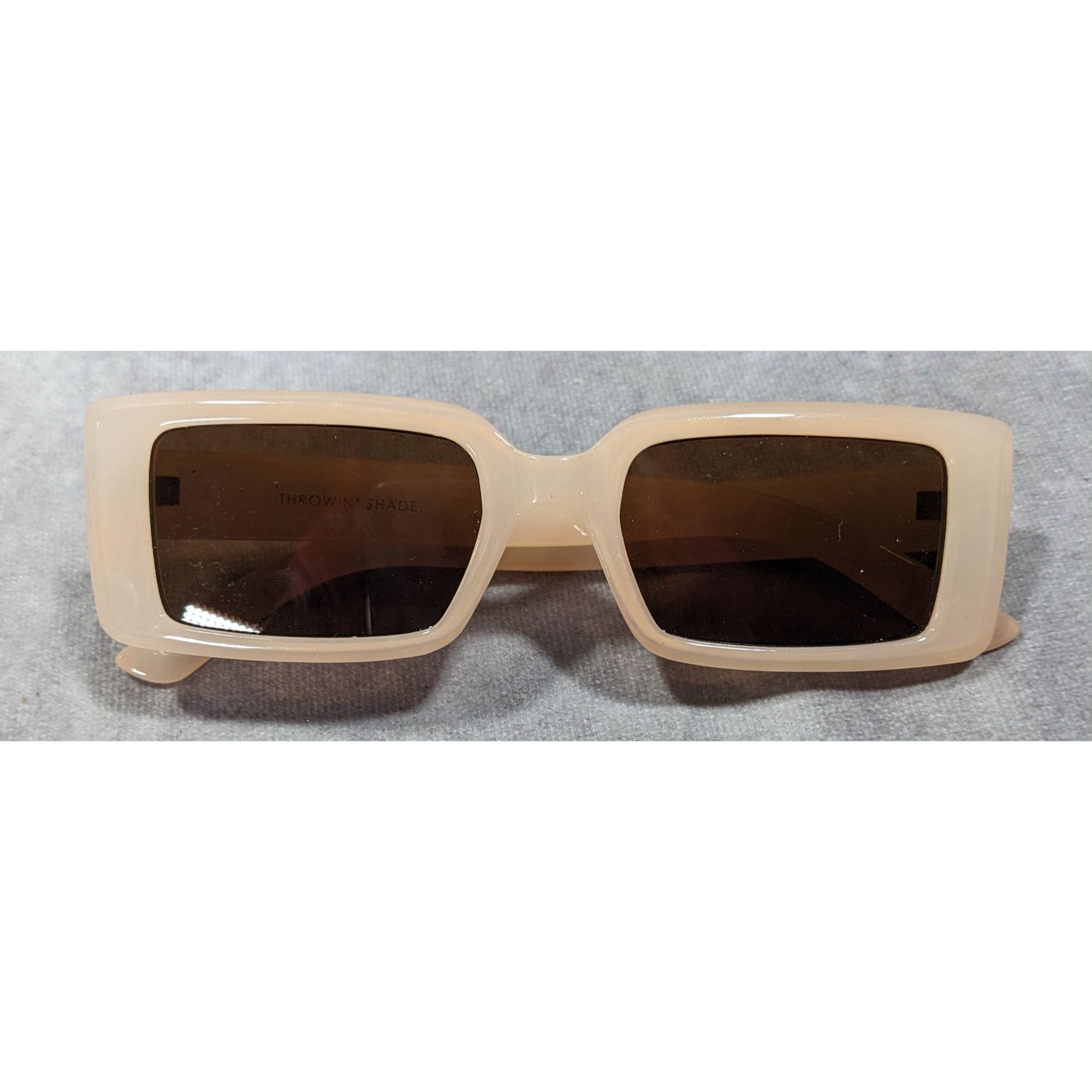 Other Throwin' Shade Beige Retro Rectangular Sunglasses Size ONE SIZE - 2 Thumbnail