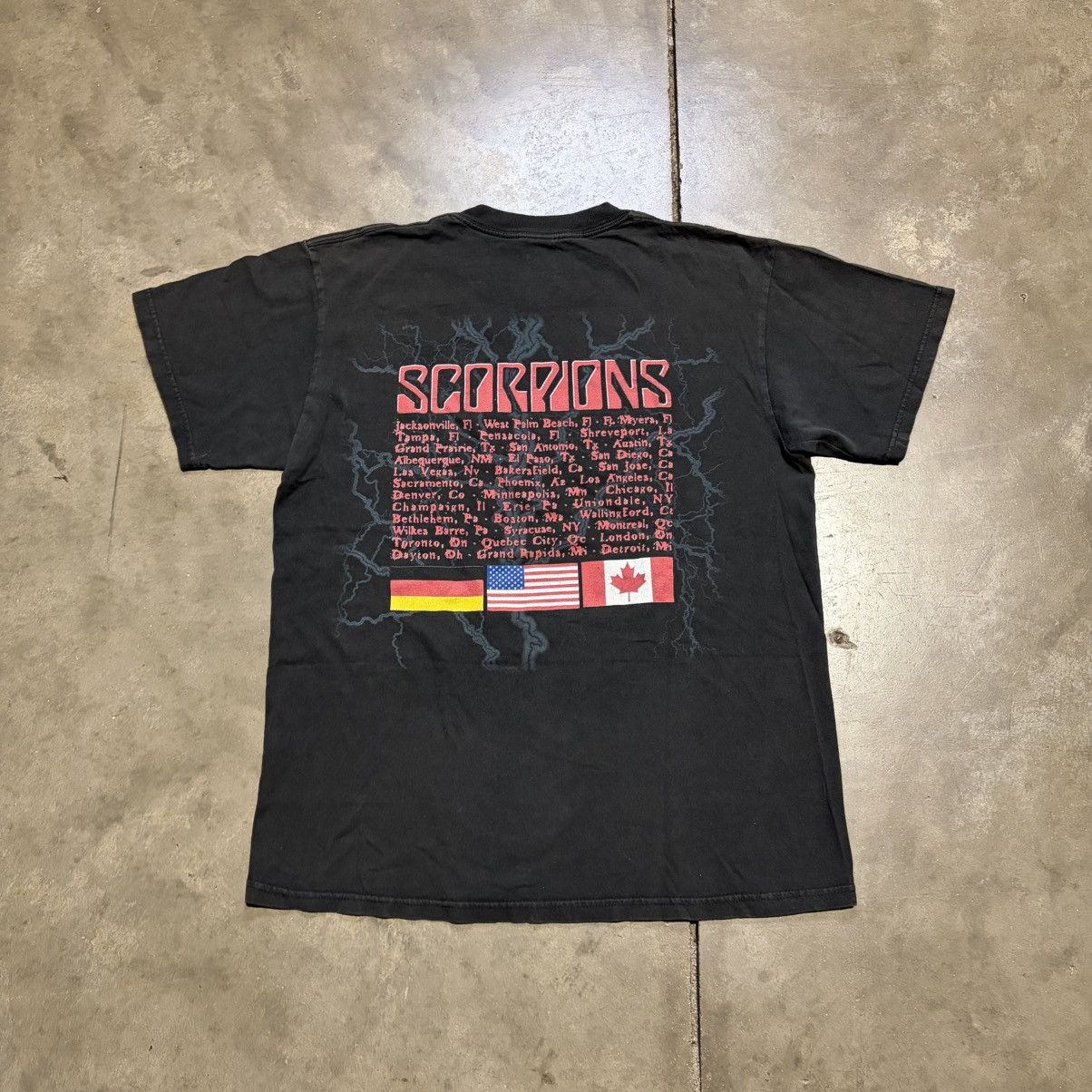 Band Tees Vintage Scorpion Double Thunder Band T shirt Rock Musc Tee Size US M / EU 48-50 / 2 - 8 Thumbnail