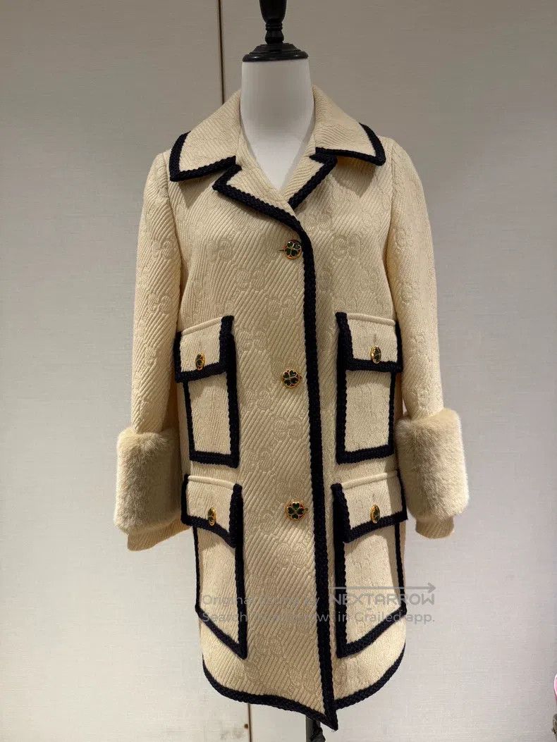 Gucci Gucci Cuff mink colour-blocked pocket jacket Size XS / US 0-2 / IT 36-38 - 1 Thumbnail