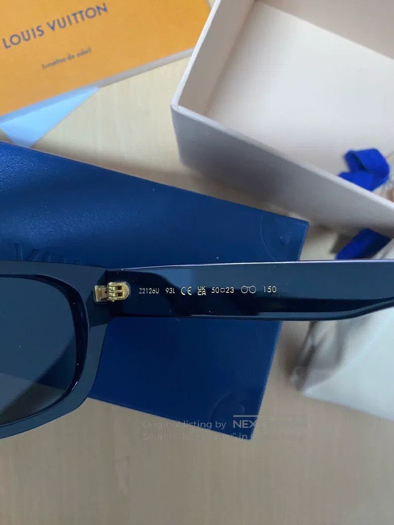 Louis Vuitton Louis Vuitton Logo Temple Trim Square Sunglasses Size ONE SIZE - 5 Thumbnail