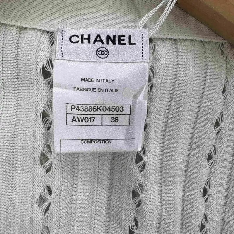 Chanel Chanel Light Green Women's Sweater . Size M / US 6-8 / IT 42-44 - 2 Thumbnail