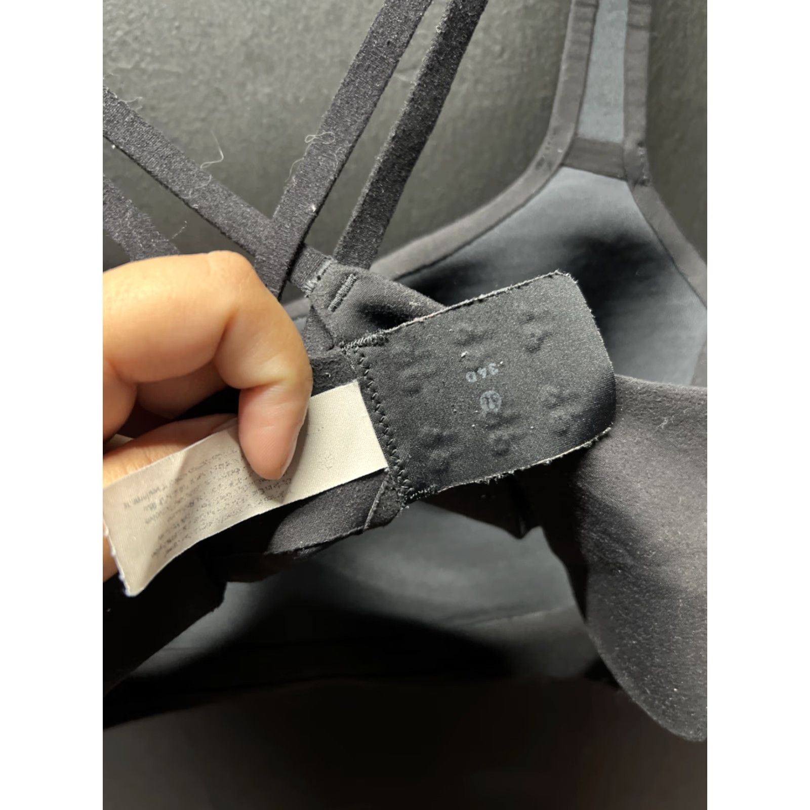 Lululemon Lululemon Sports Bra 34D Black Support Adjustable Crossback Athletic Running Size ONE SIZE - 3 Thumbnail