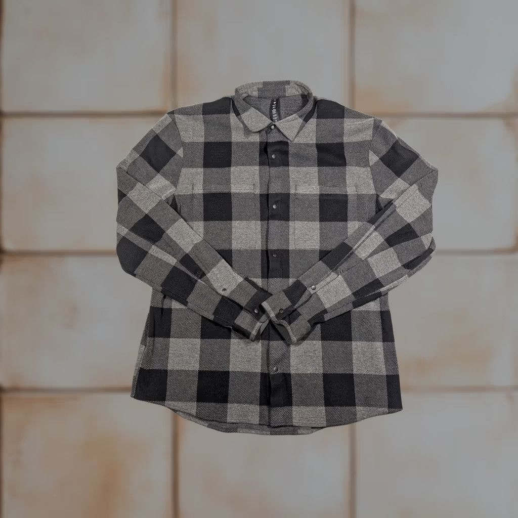 Lululemon Lululemon Shirt Mens XL Gray Black Plaid Long Sleeve Snap Button Up Knit Stretch Shirt Size US XL / EU 56 / 4 - 1 Thumbnail