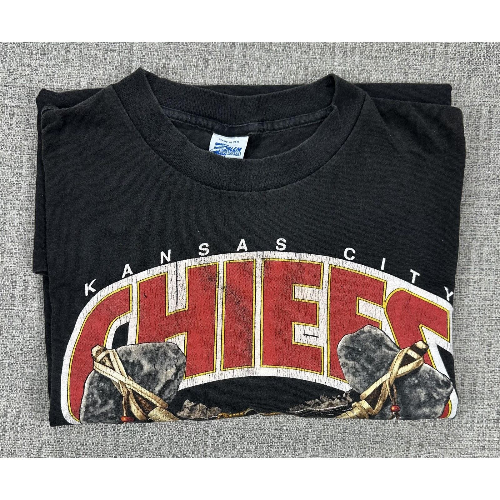 Salem Sportswear Kansas City Chiefs Shirt Sz L NFL Salem Sportswear USA 1993 Size US L / EU 52-54 / 3 - 14 Thumbnail