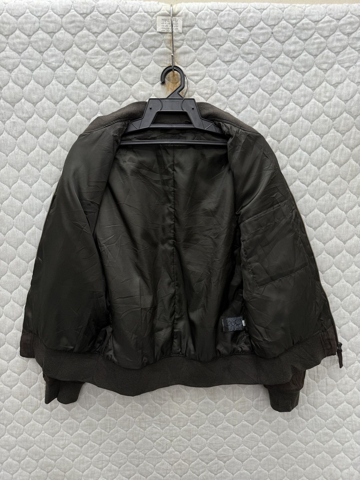 Uniqlo 🔥🔥🔥ARCHIVE UNIQLO BOMBER JACKET Size US M / EU 48-50 / 2 - 5 Thumbnail