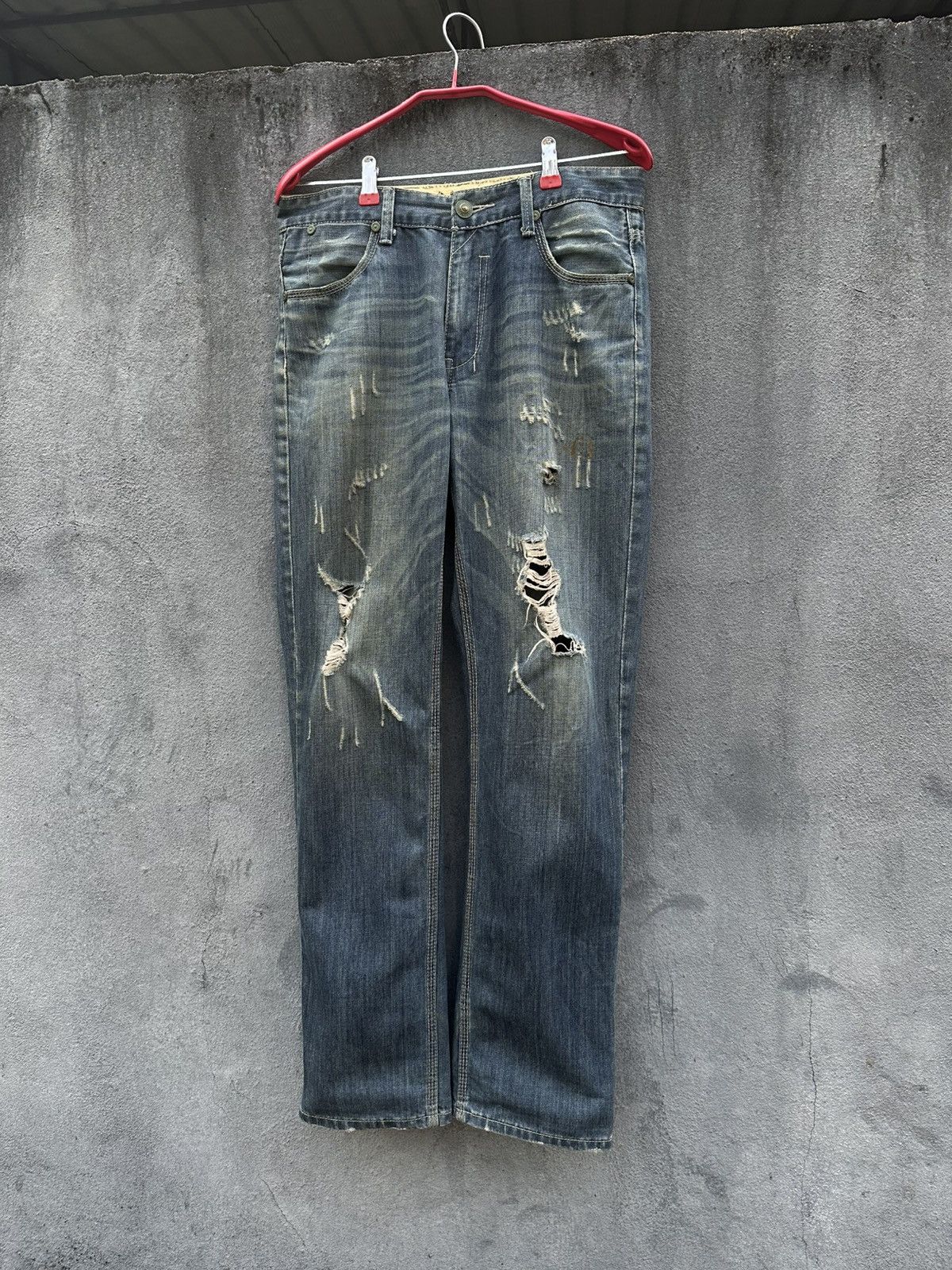 Levi's Vintage Clothing 👹Vintage Levi’s Distressed Straight Cut Jeans Size US 31 - 5 Thumbnail