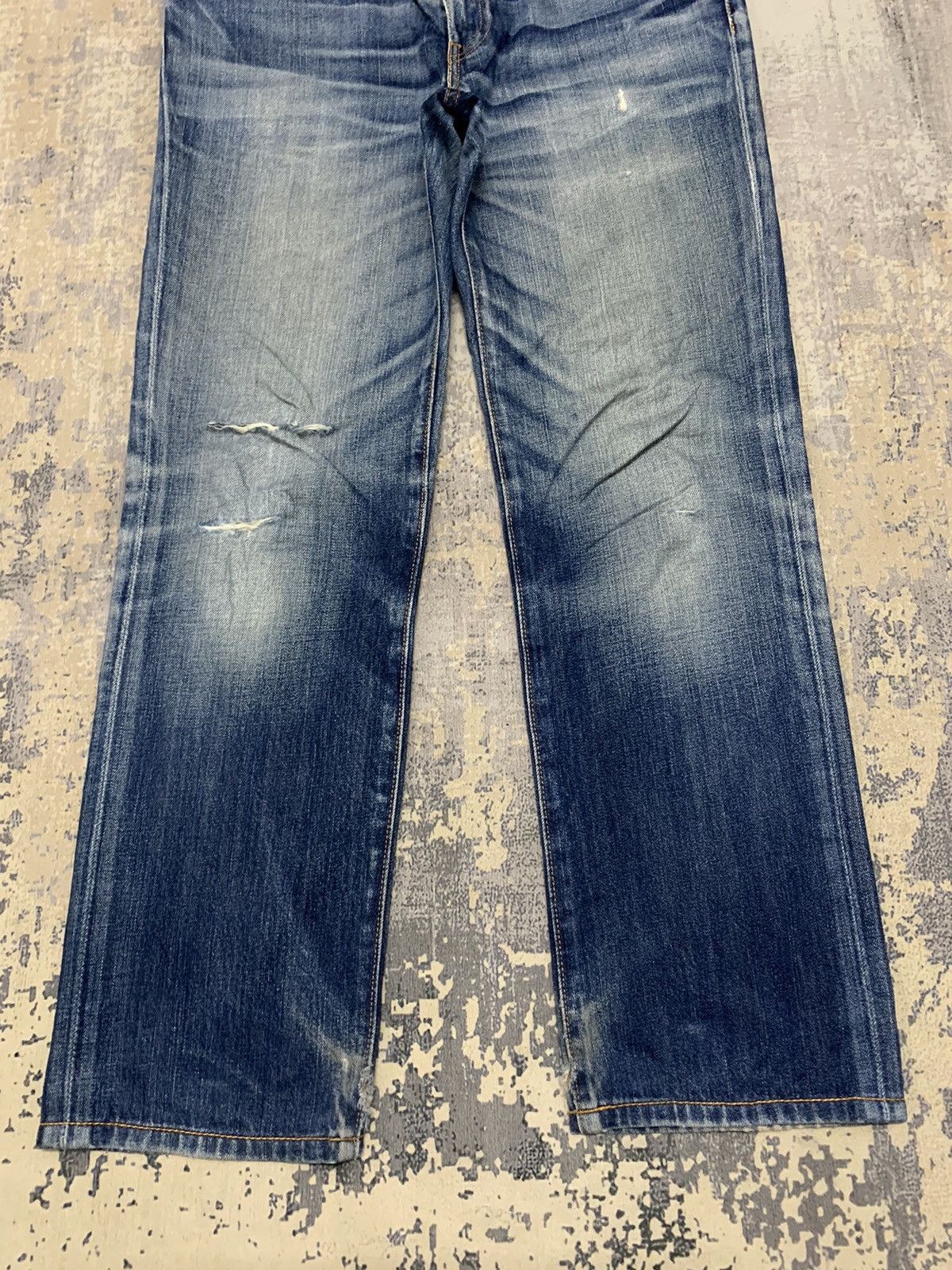 Levi's Vintage Levi's 502 Faded Blue Distressed Jeans 33x28.5 Size US 33 - 4 Thumbnail
