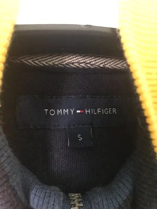 Tommy Hilfiger Tommy Hilfiger Small Logo Sweatshirt Size US S / EU 44-46 / 1 - 3 Thumbnail