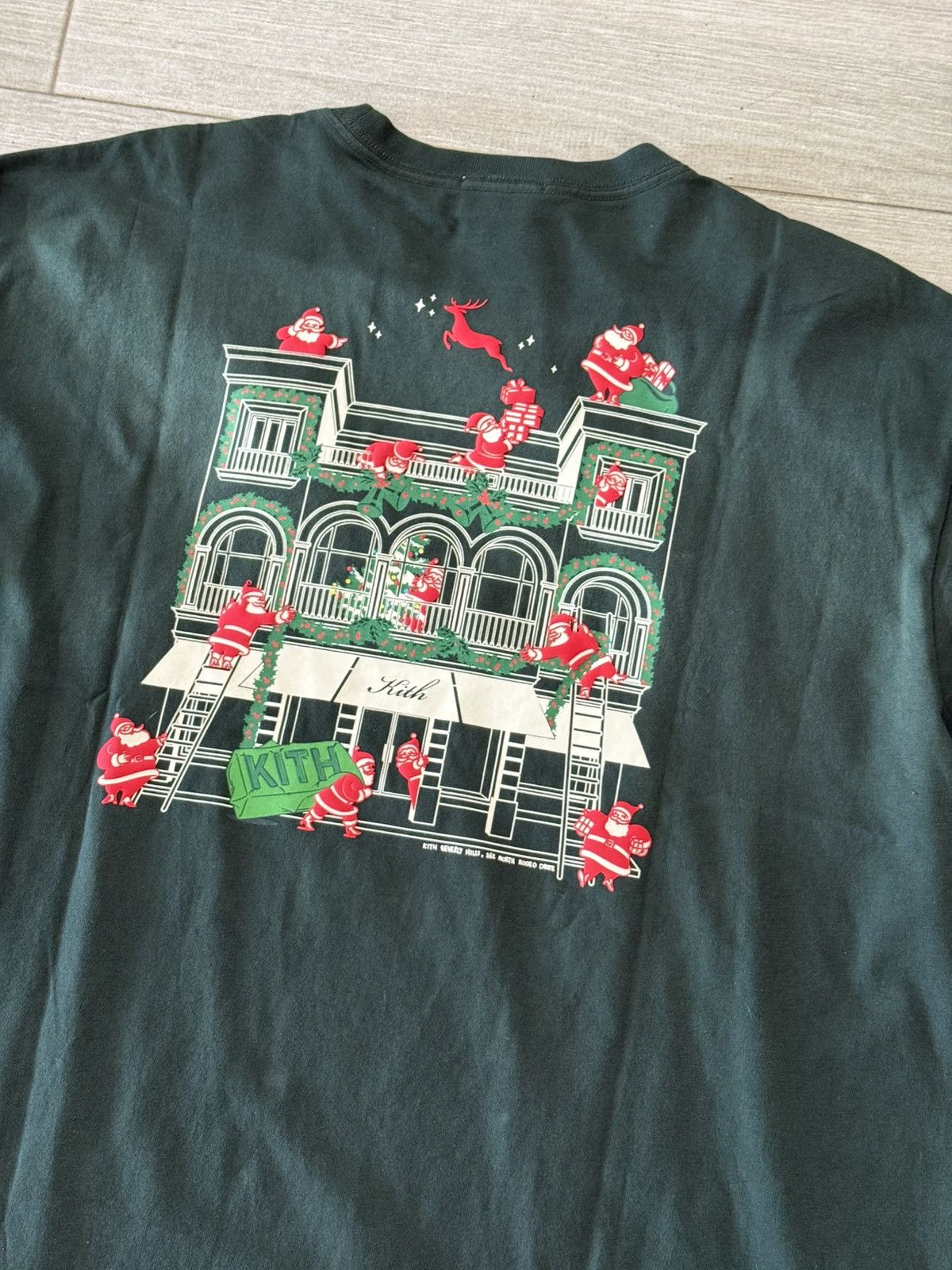 Kith KITH Kithmas Comic Santa Rodeo Tee Stadium T-Shirt Sz Large Size US L / EU 52-54 / 3 - 10 Thumbnail