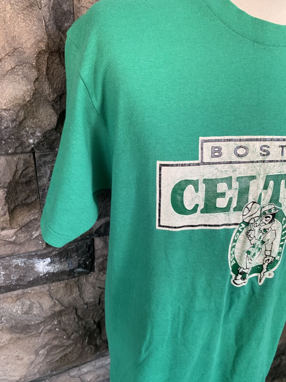 NBA Vintage 80s Boston Celtics NBA Basketball Champion T shirt Size US XL / EU 56 / 4 - 6 Thumbnail