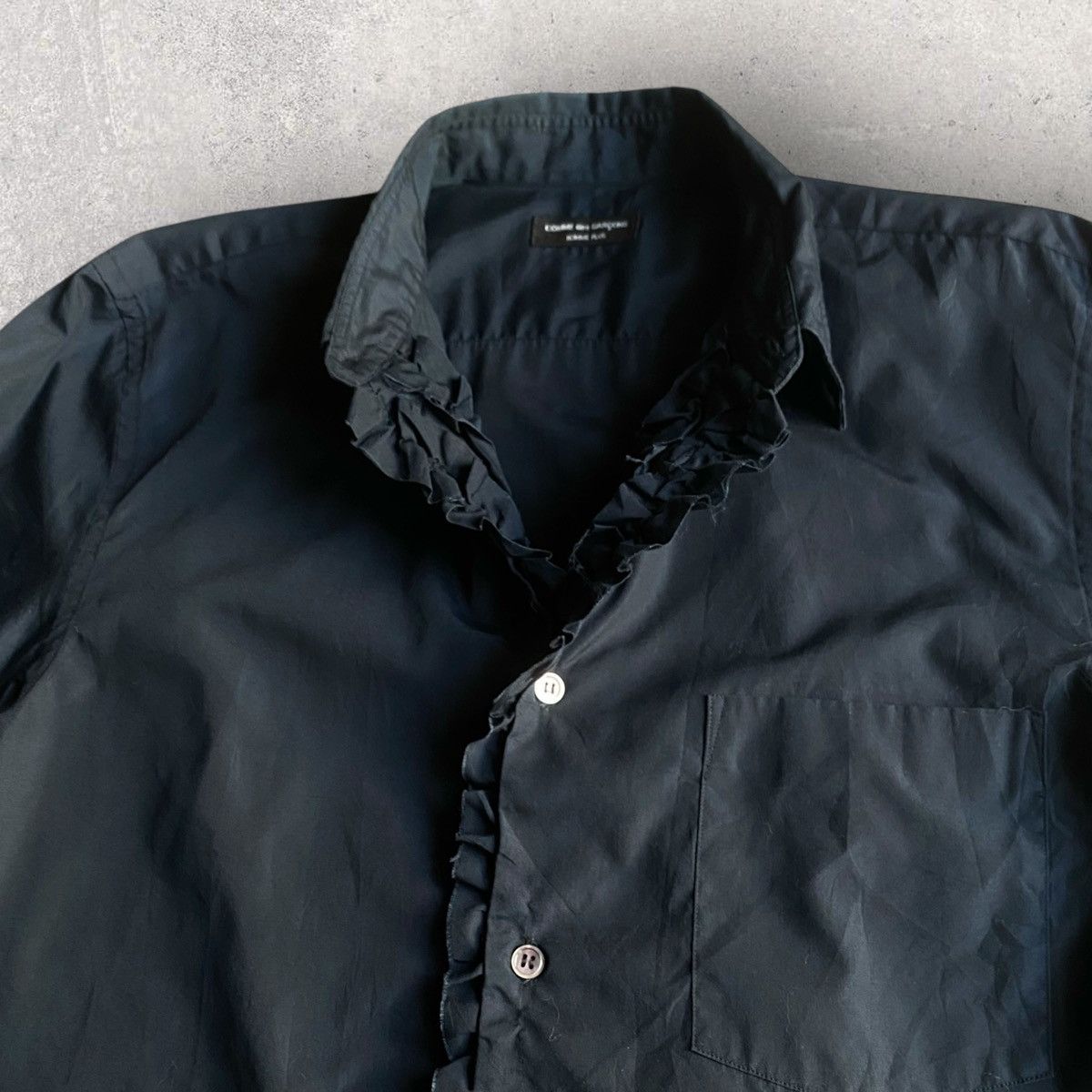 Comme des Garcons Homme Plus SS99 Inside Frill Shirt Size US S / EU 44-46 / 1 - 3 Thumbnail