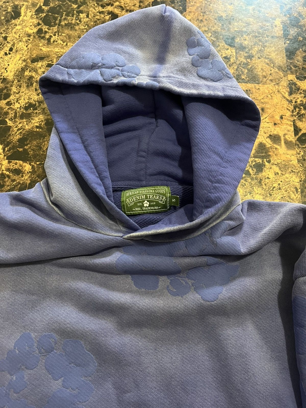 DENIM TEARS Denim Tear Mono Cotten Wreath Hoodie ‘Washed Blue’ Size US S / EU 44-46 / 1 - 3 Thumbnail