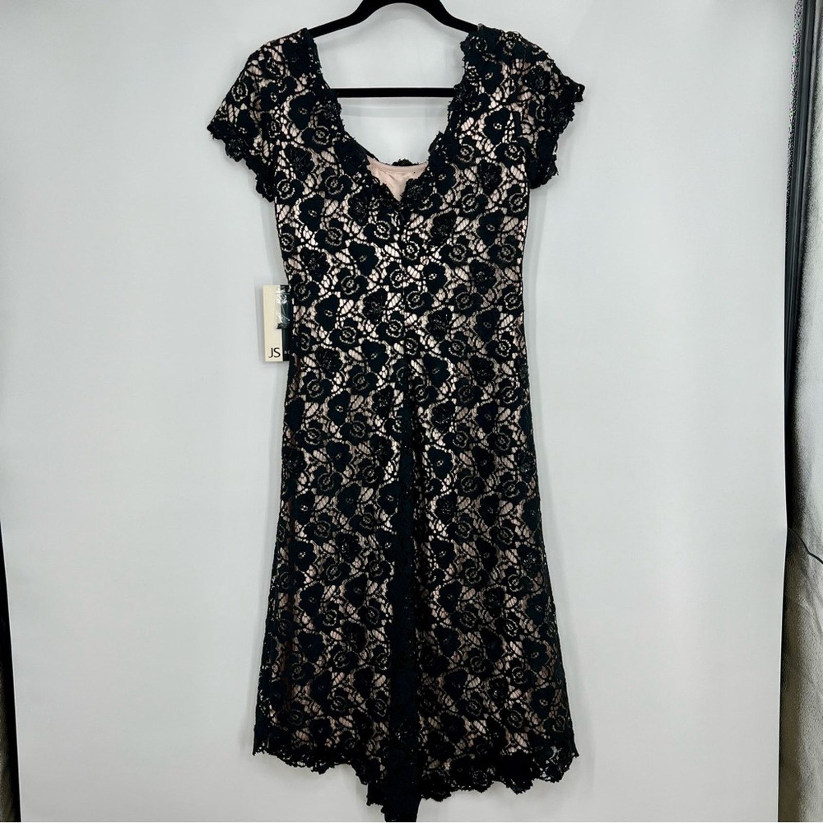 Designer JS Boutique Floral Lace Sequins Embroidered Cocktail Dress Size M / US 6-8 / IT 42-44 - 4 Thumbnail