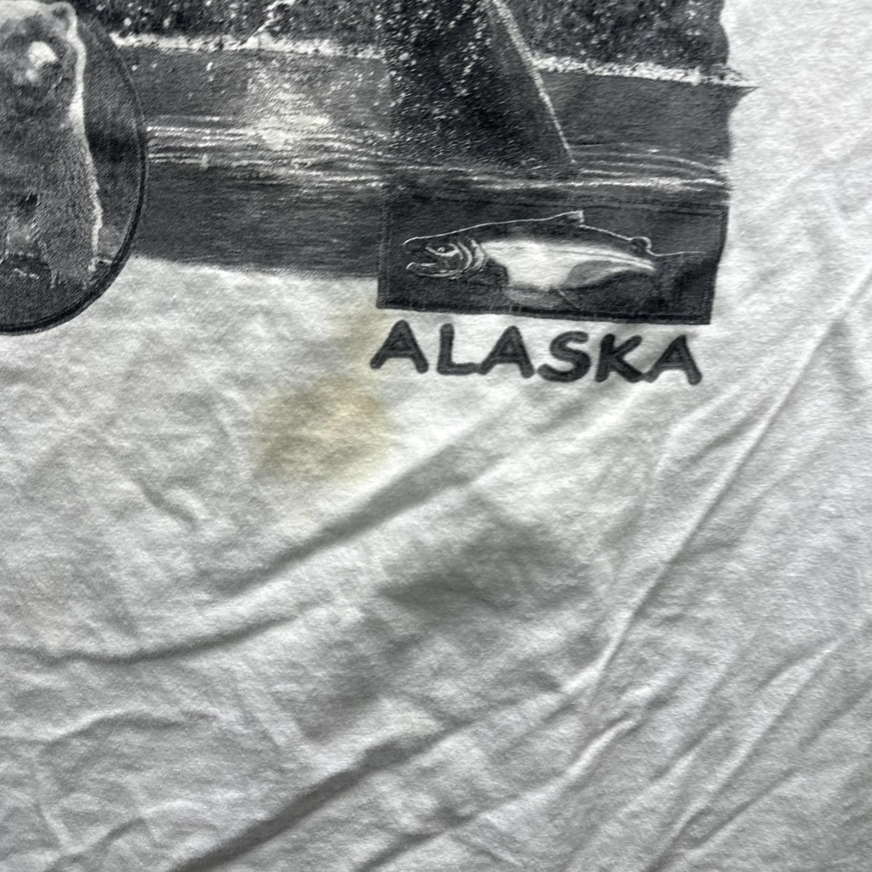 Vintage VINTAGE Alaska Shirt Mens XL White Graphic Wildlife Bear Whale Salmon y2k SS Size US XL / EU 56 / 4 - 5 Thumbnail