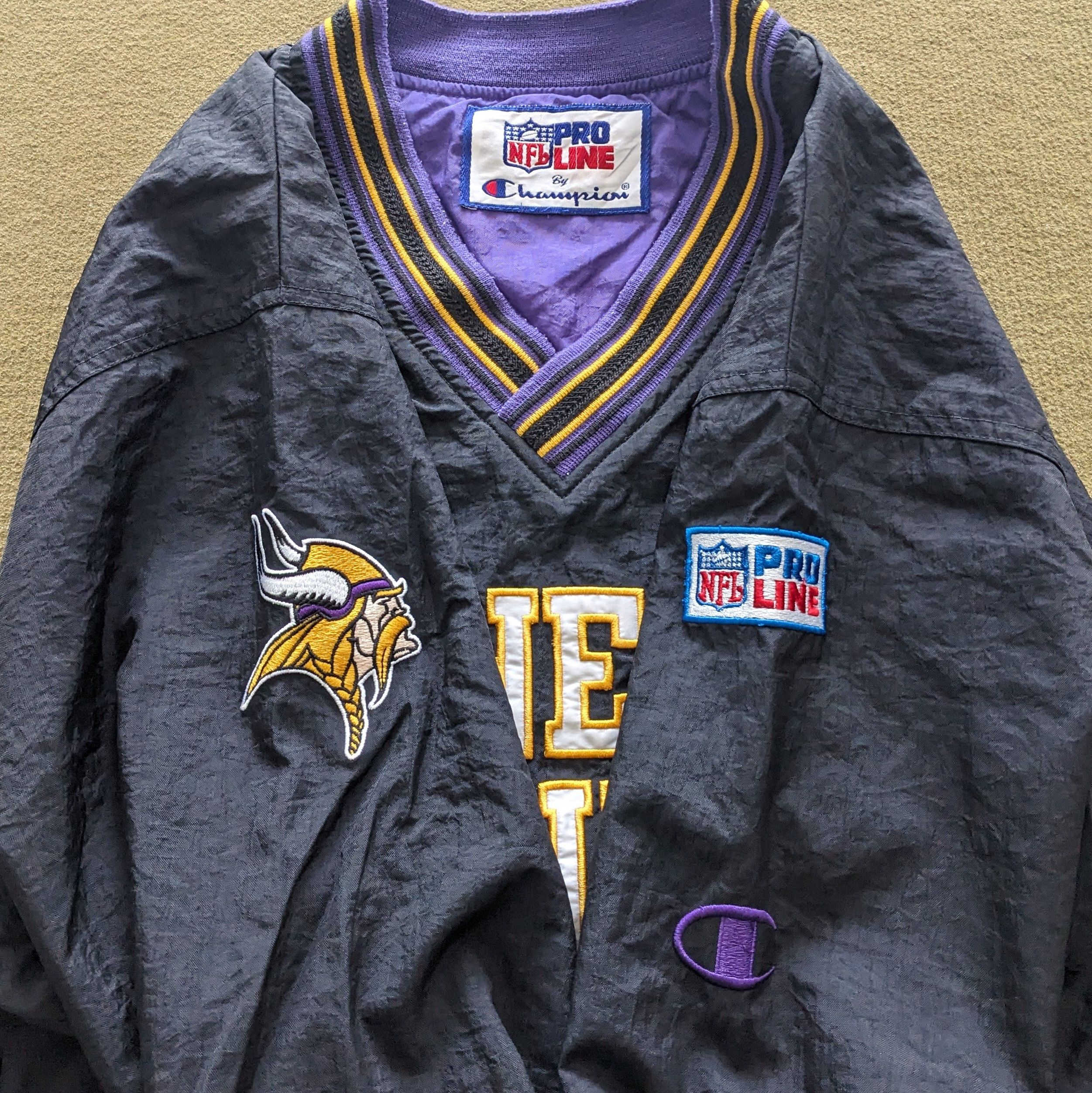 NFL Vintage MINNESOTA VIKINGS NFL Football Team Jacket Size US XL / EU 56 / 4 - 2 Thumbnail