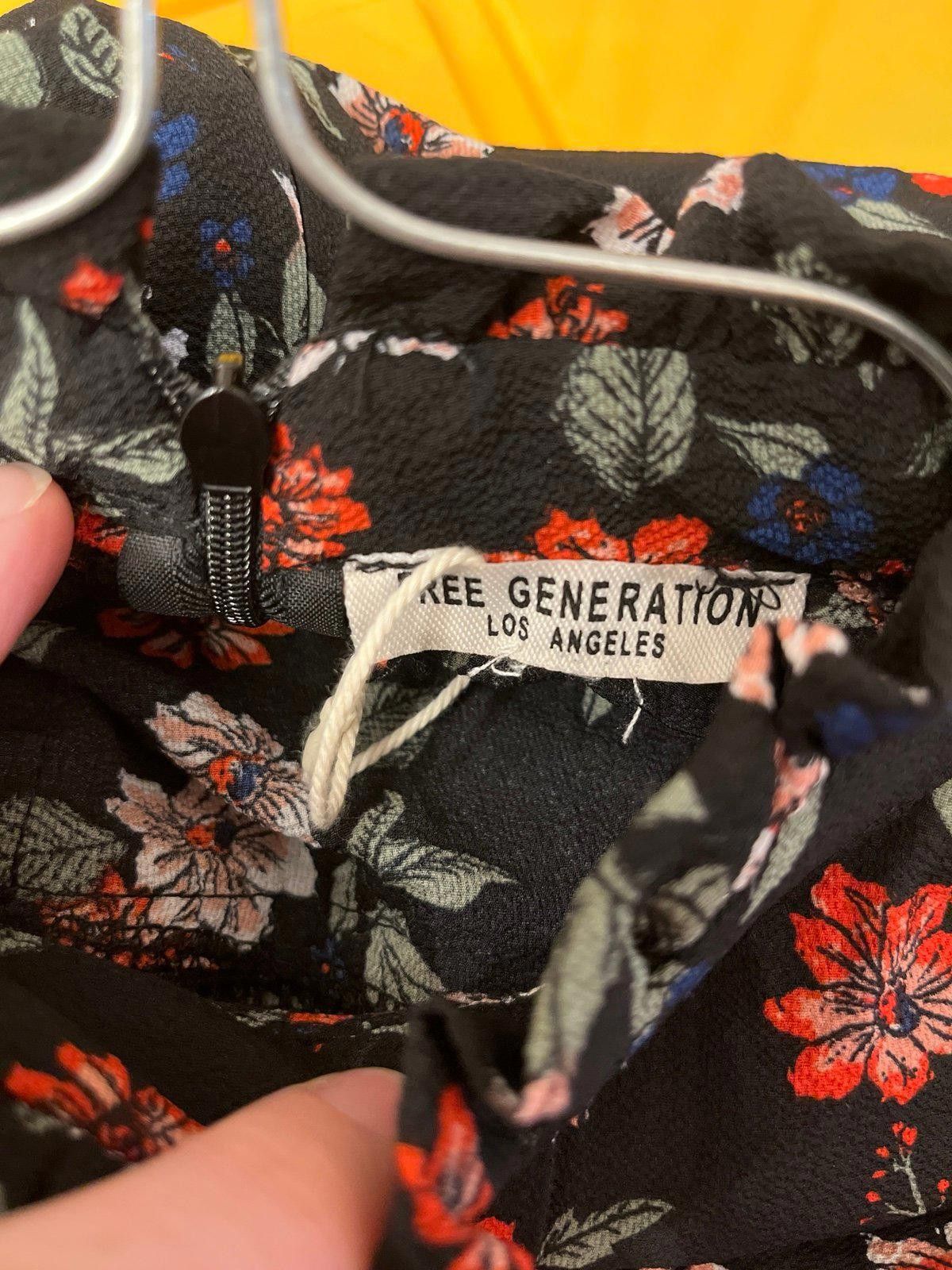 Designer NWT Free Generation Los Angeles Dress, Small, black floral Size S / US 4 / IT 40 - 8 Thumbnail