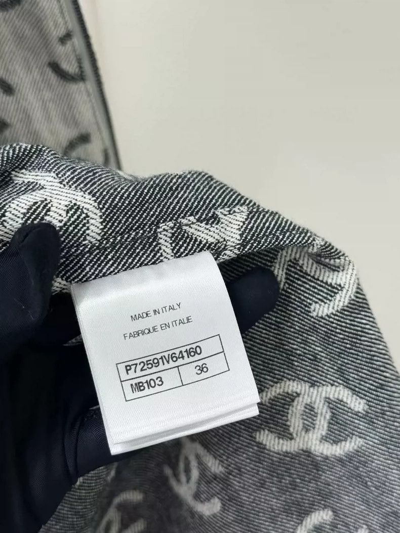 Chanel Chanel 22 Spring and Summer Gray Logo Denim Jacket Size XS / US 0-2 / IT 36-38 - 5 Thumbnail