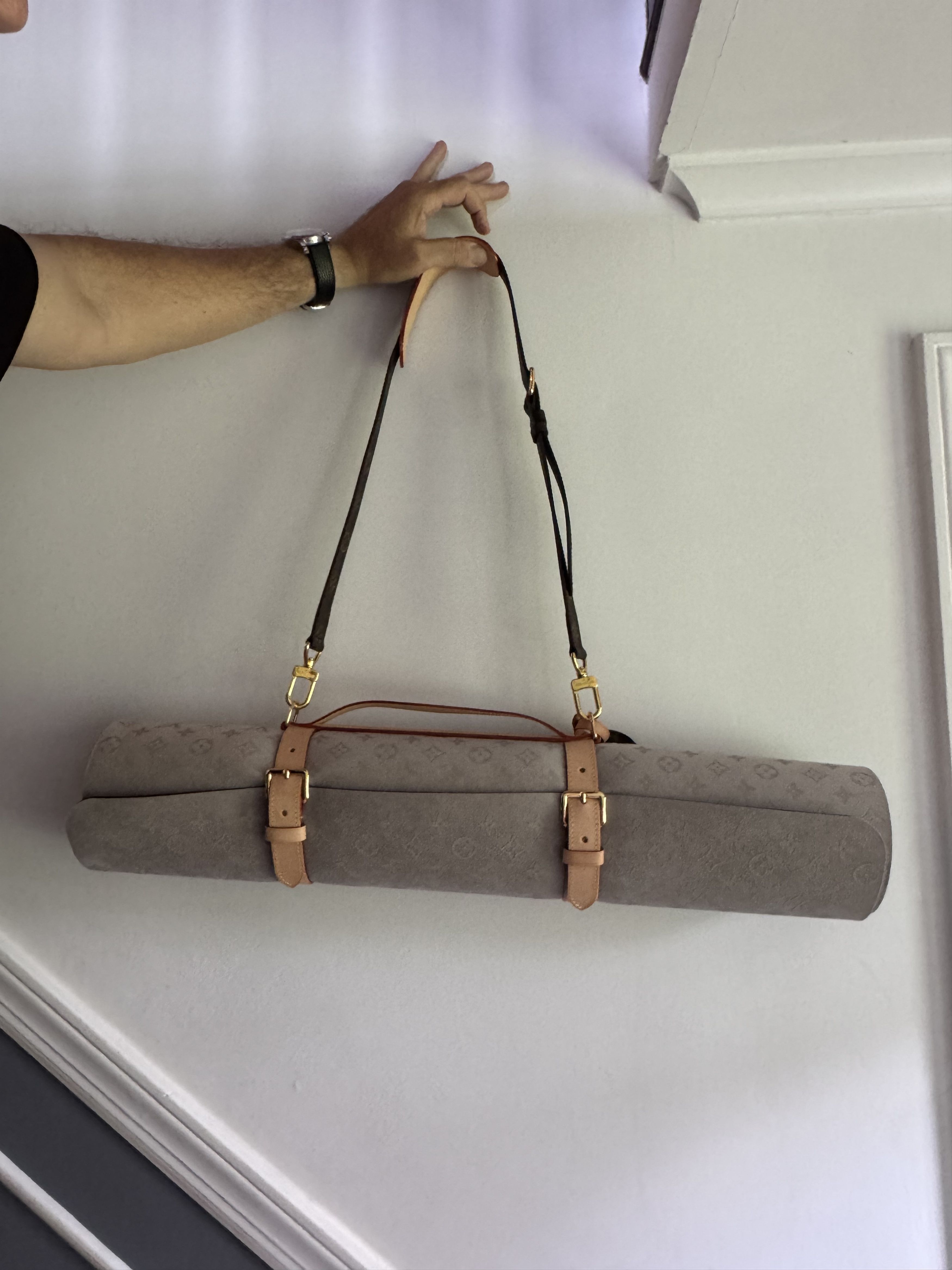 Louis Vuitton Louis Vuitton exercise mat Size ONE SIZE - 1 Thumbnail