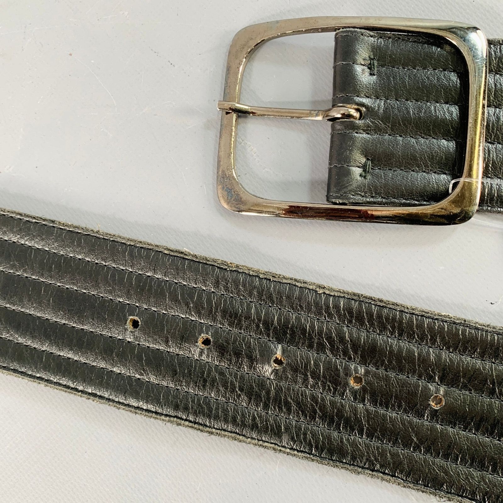 Yves Saint Laurent YVES SAINT LAURENT Size M Black Quilted Leather Belt Size ONE SIZE - 6 Thumbnail