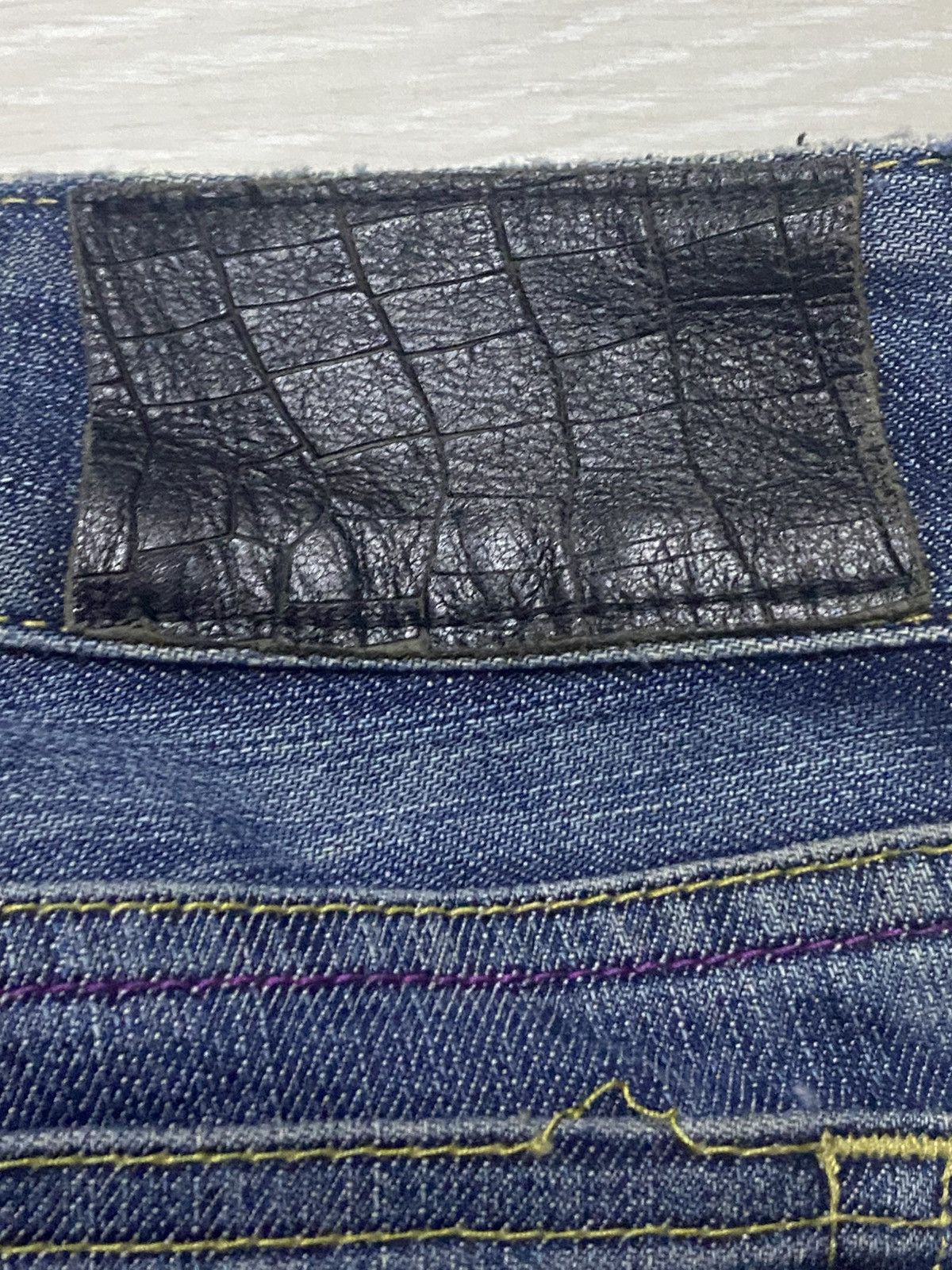 SLY Vintage Sly Blue Wash Distressed Flare Jeans Size US 28 / EU 44 - 11 Thumbnail