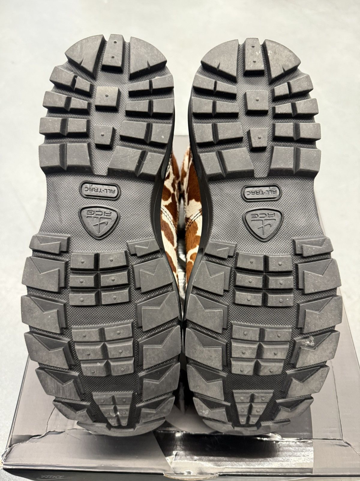 Nike 2025 Nike Air Max Goadome Sail Cacao Wow Cow Print Pony Hair Size US 8 / EU 41 - 11 Thumbnail