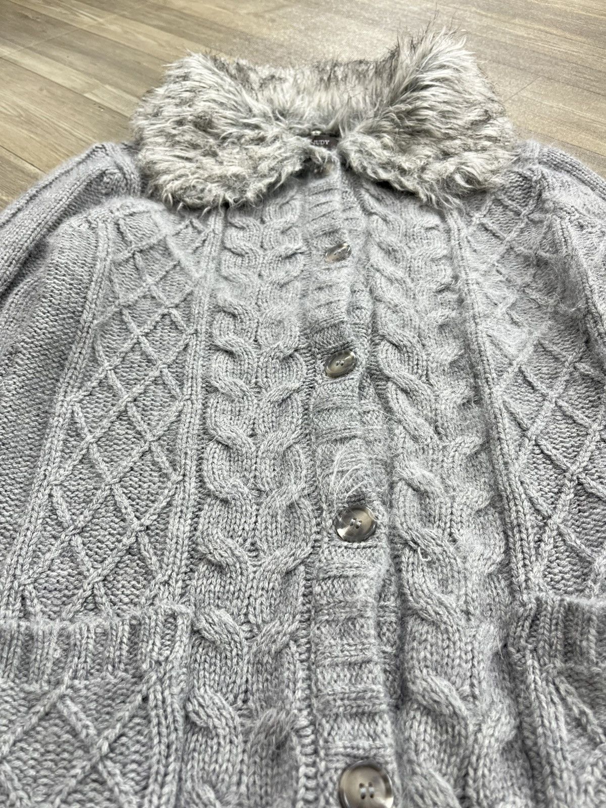 20471120 Vintage Takjudy Faux Fur Lgb Style Knitwear Cardigans Winter Size US M / EU 48-50 / 2 - 3 Thumbnail