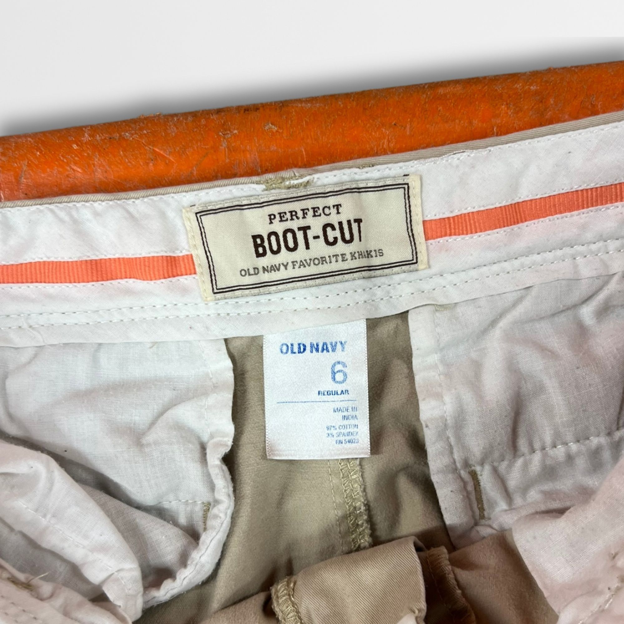 Old Navy Old Navy Women’s Chino Pants Size 6 Khaki Casual Work Slacks Size 28" / US 6 / IT 42 - 5 Thumbnail