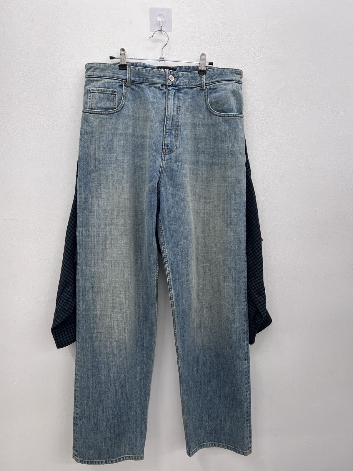 Balenciaga Balenciaga Hybrid Flannel Shirt Jeans Size US 35 - 1 Thumbnail