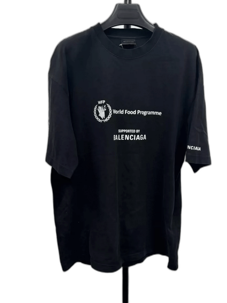 Balenciaga Balenciaga x WFP Logo Print Short Sleeve T-Shirt Size US M / EU 48-50 / 2 - 1 Thumbnail